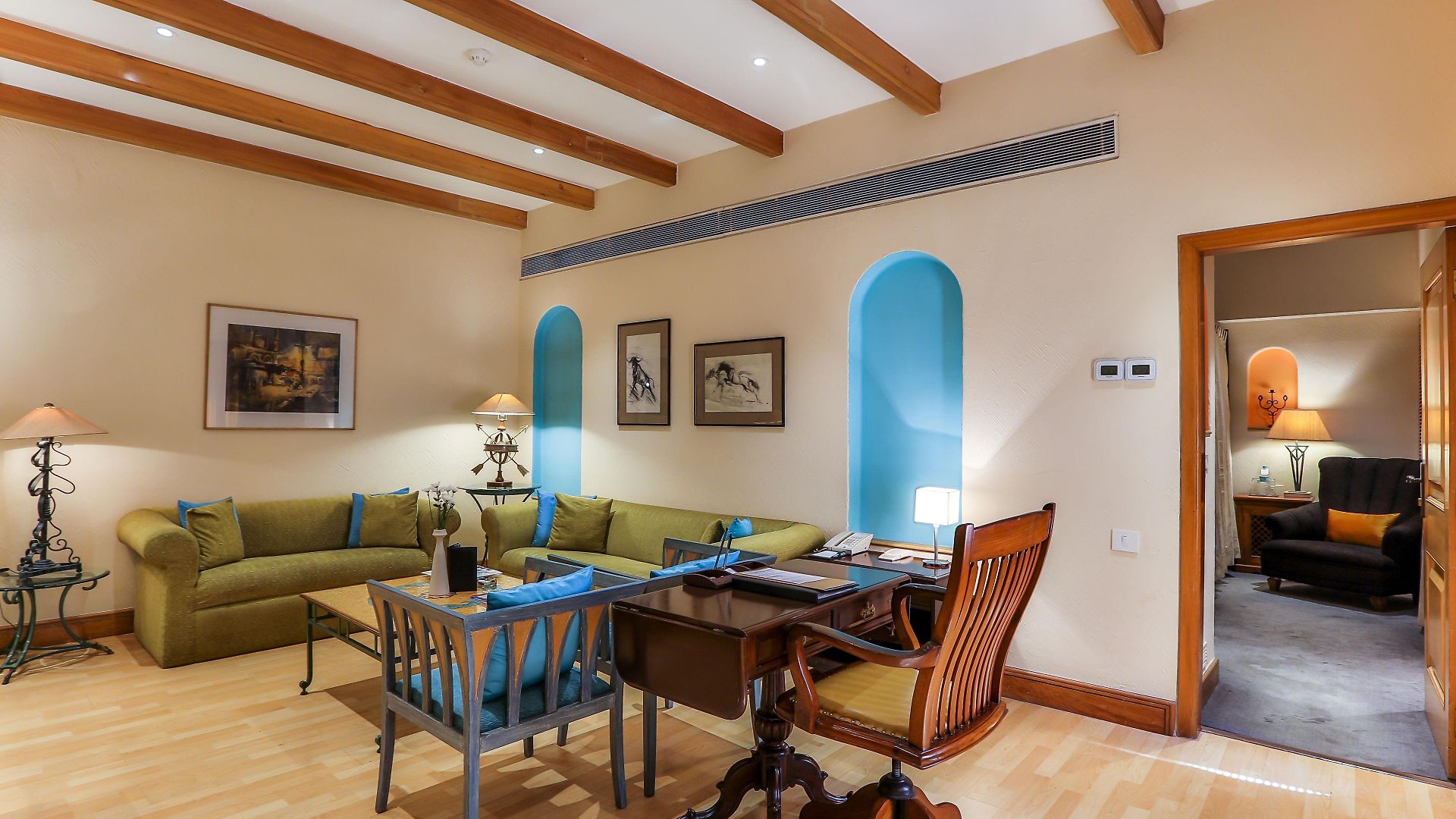 Sun-n-sand Juhu Hotel