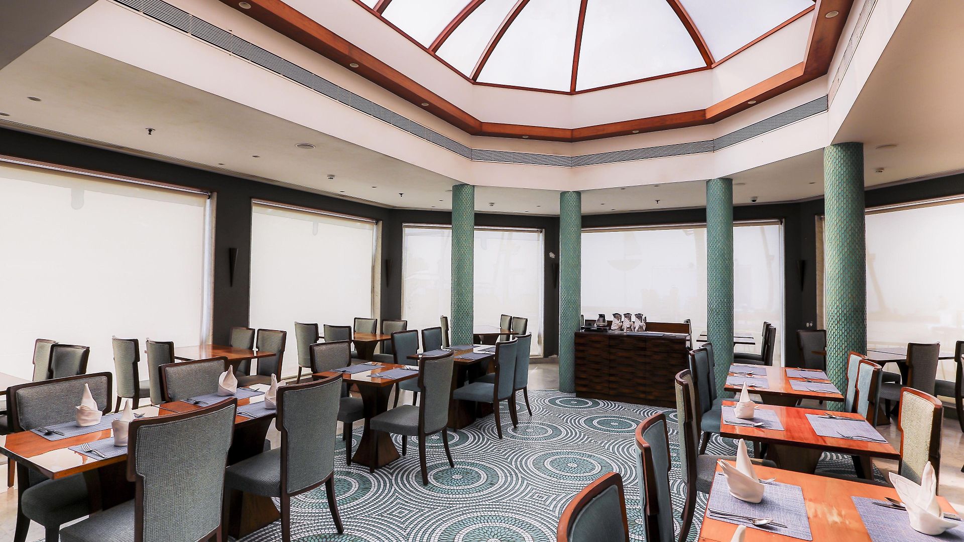 Hotel Sun-n-sand Juhu