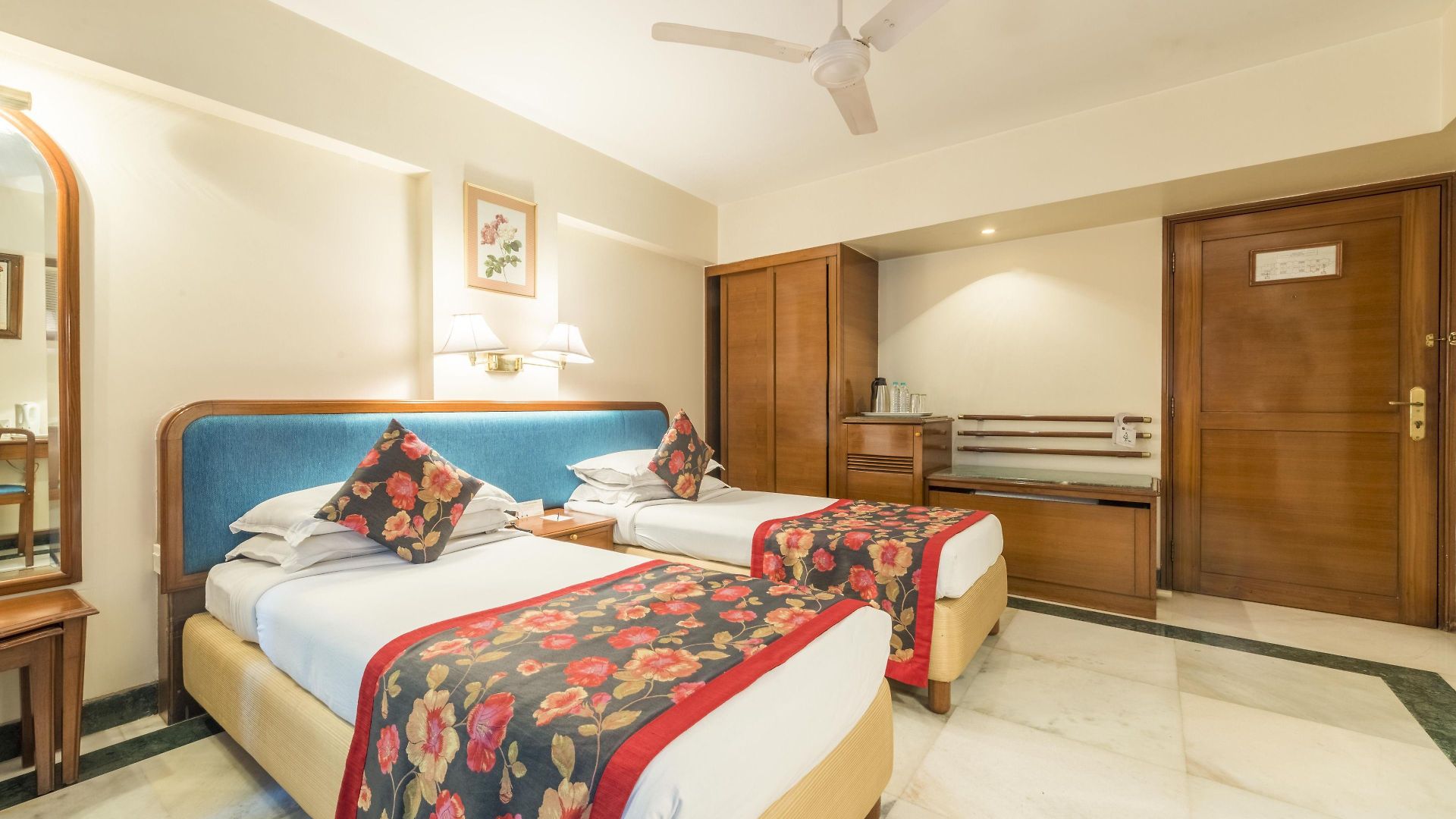 Hotel Parle International Mumbai
