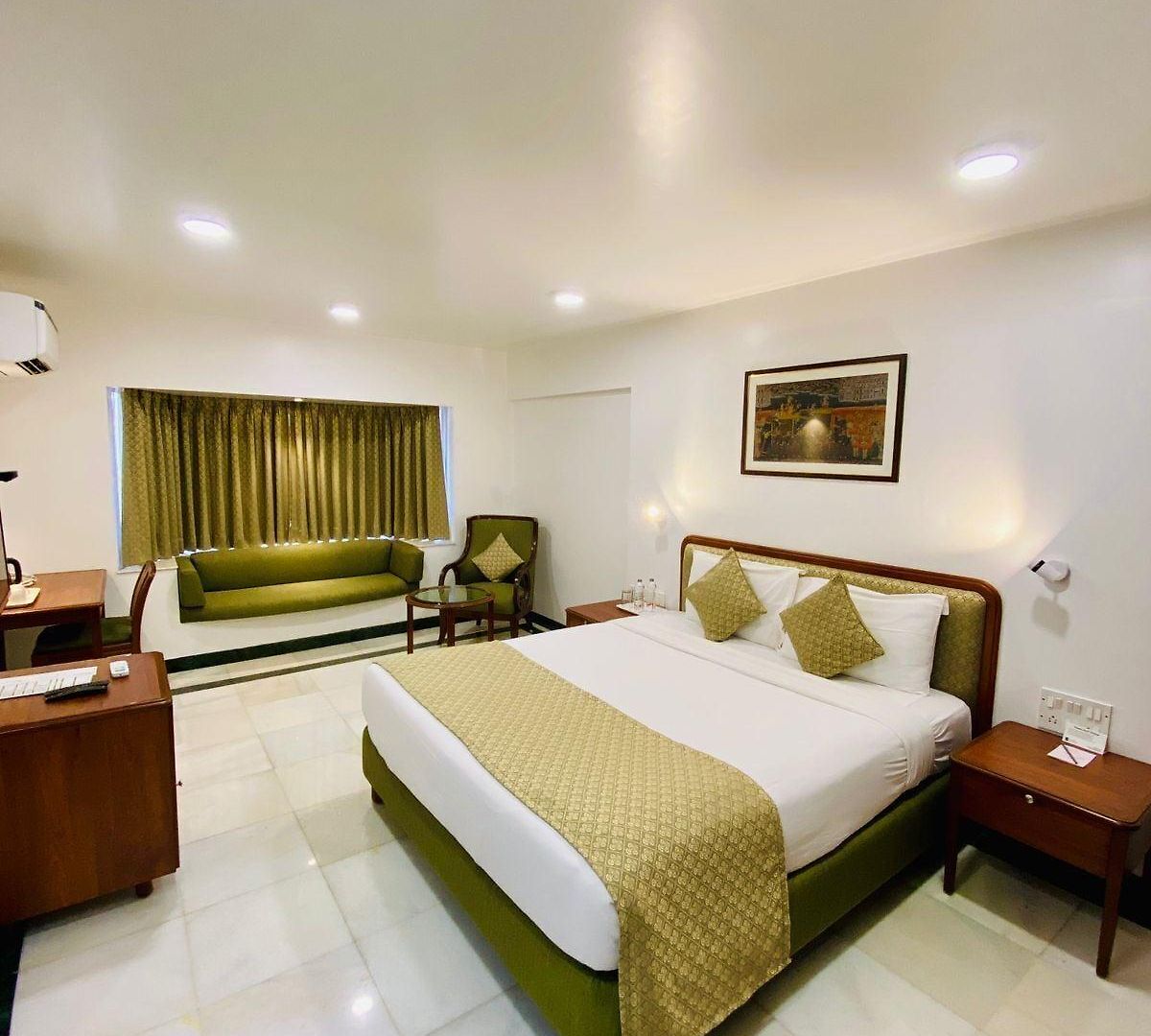 Hotel Parle International Mumbai
