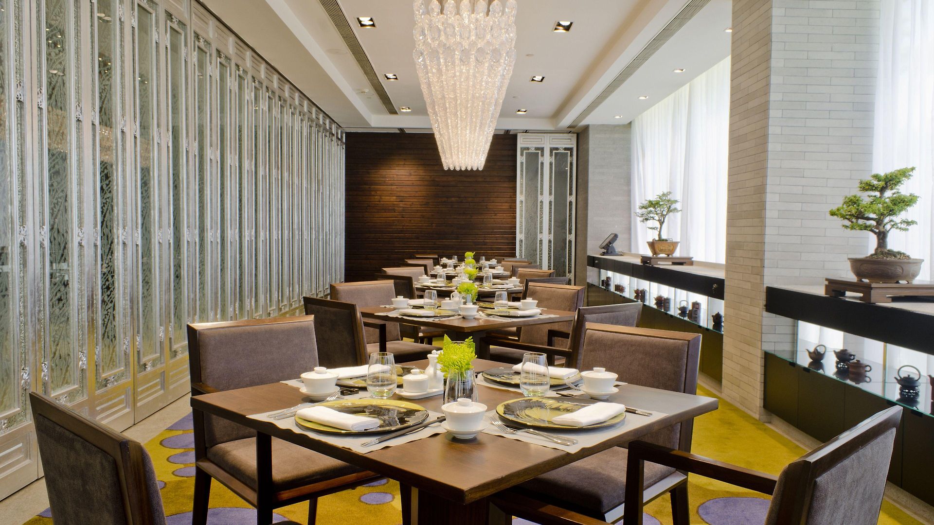 Taj Lands End