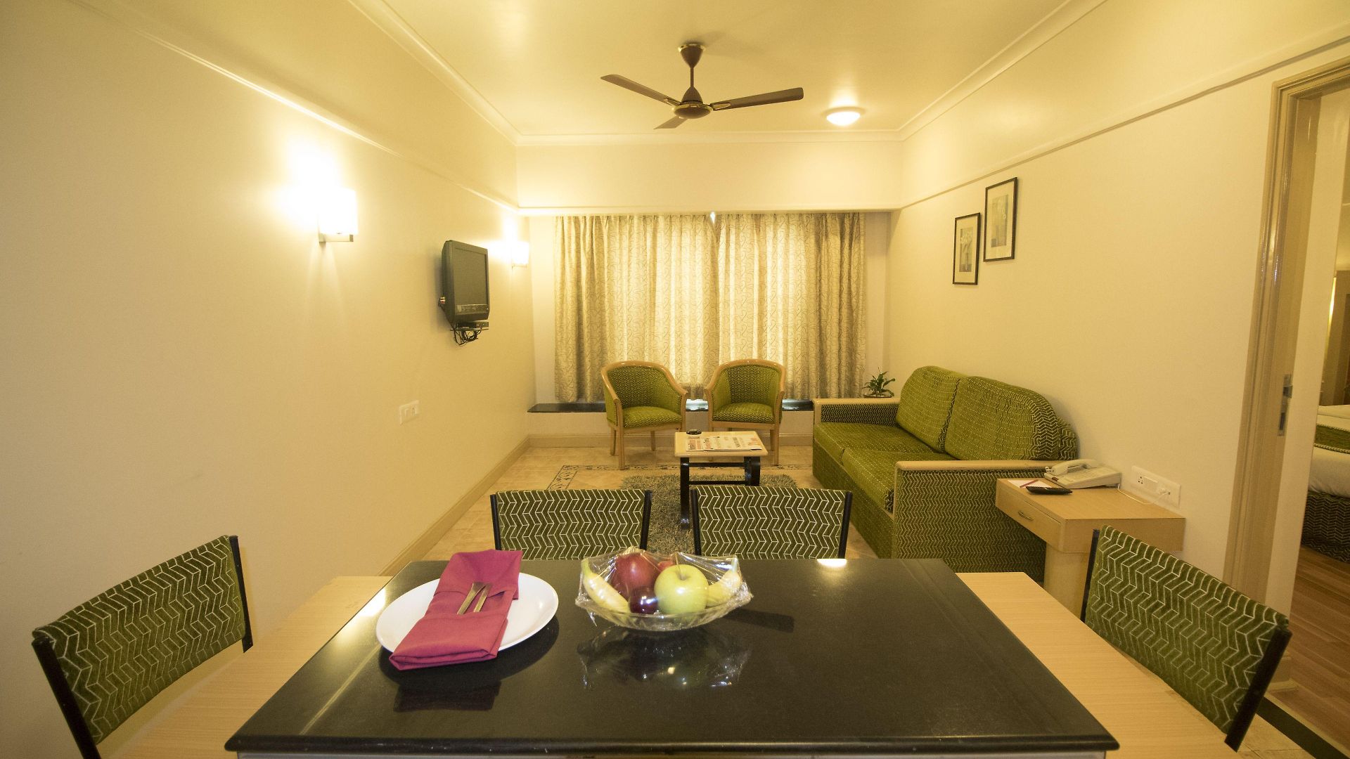 Hotel Ira By Orchid T-2 International Airport 4*