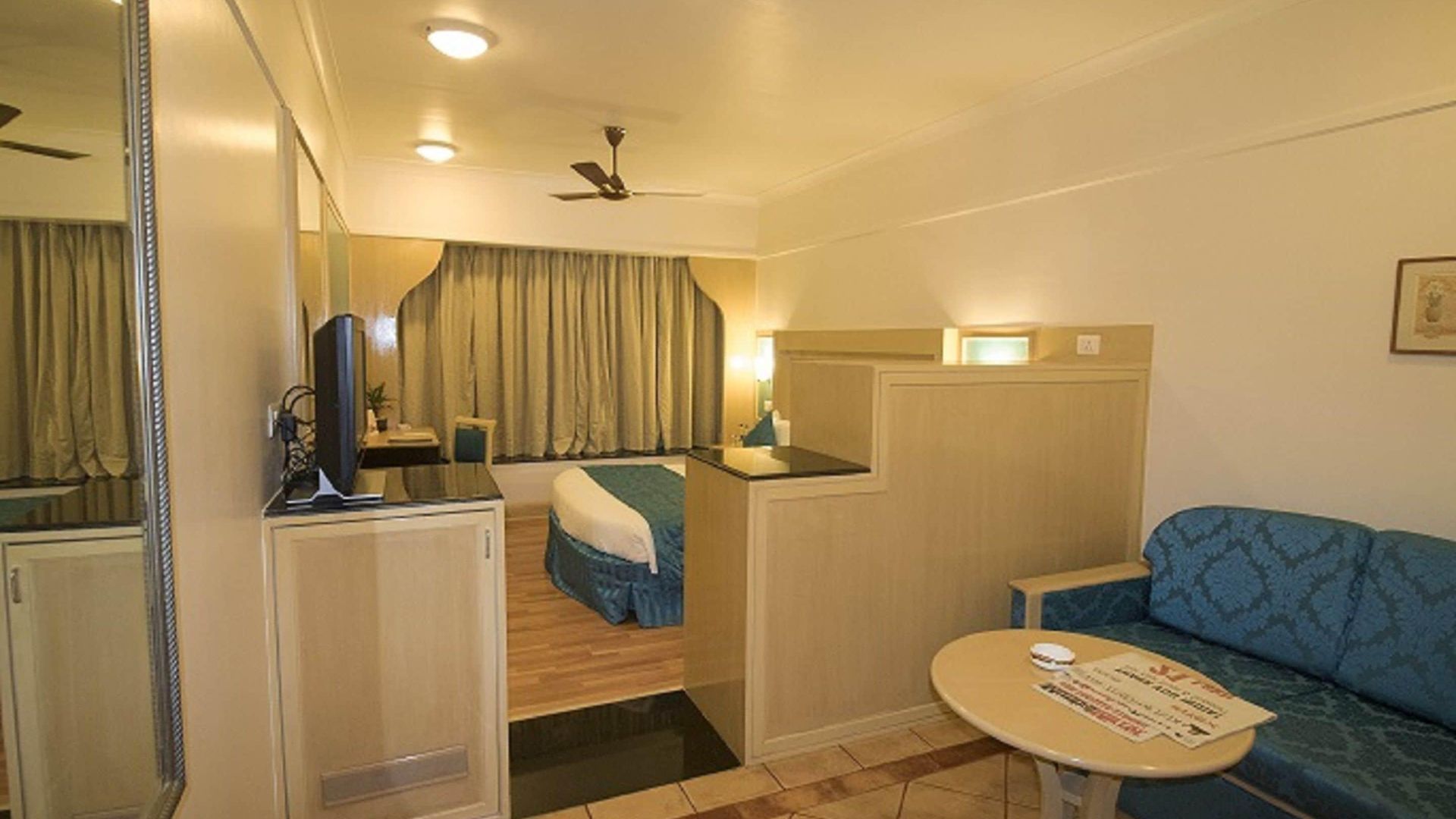 Hotel Ira By Orchid T-2 International Airport