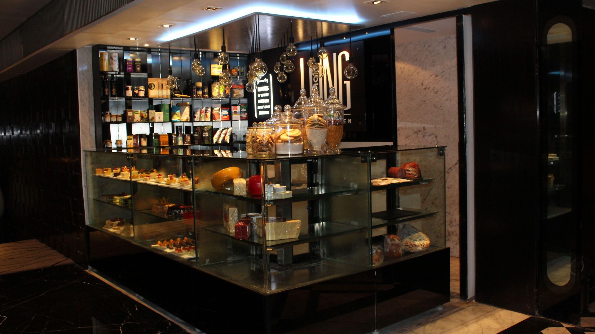 Intercontinental Marine Drive By Ihg 5*