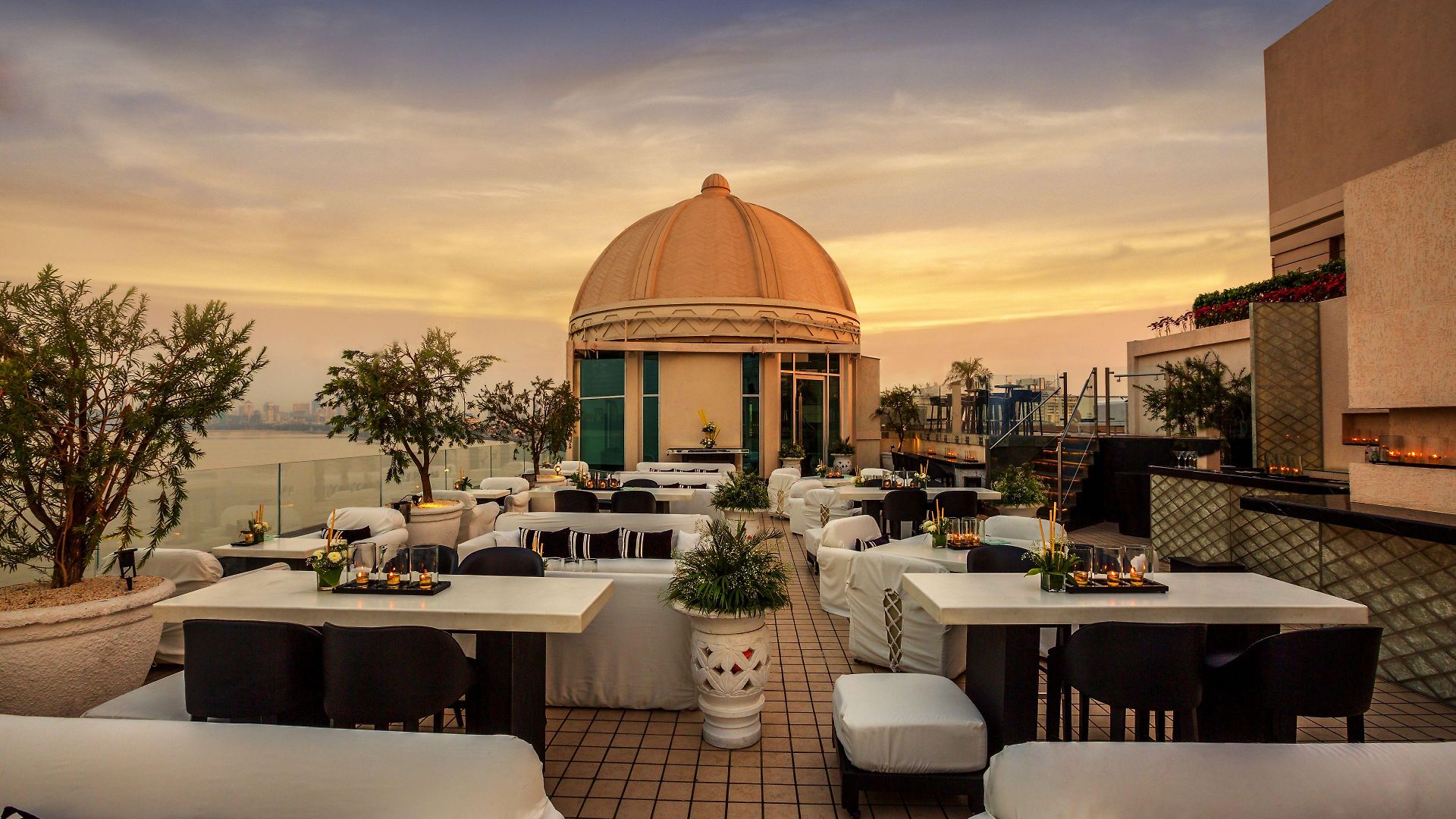 Intercontinental Marine Drive By Ihg 5*