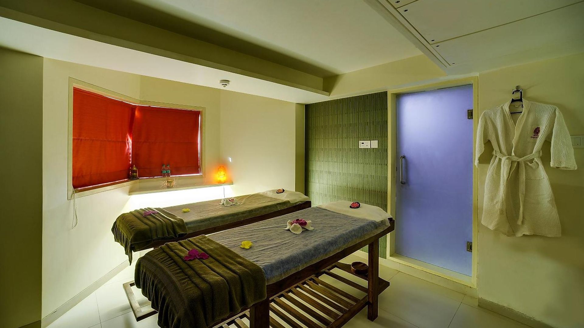Hotel Ramee Guestline Juhu