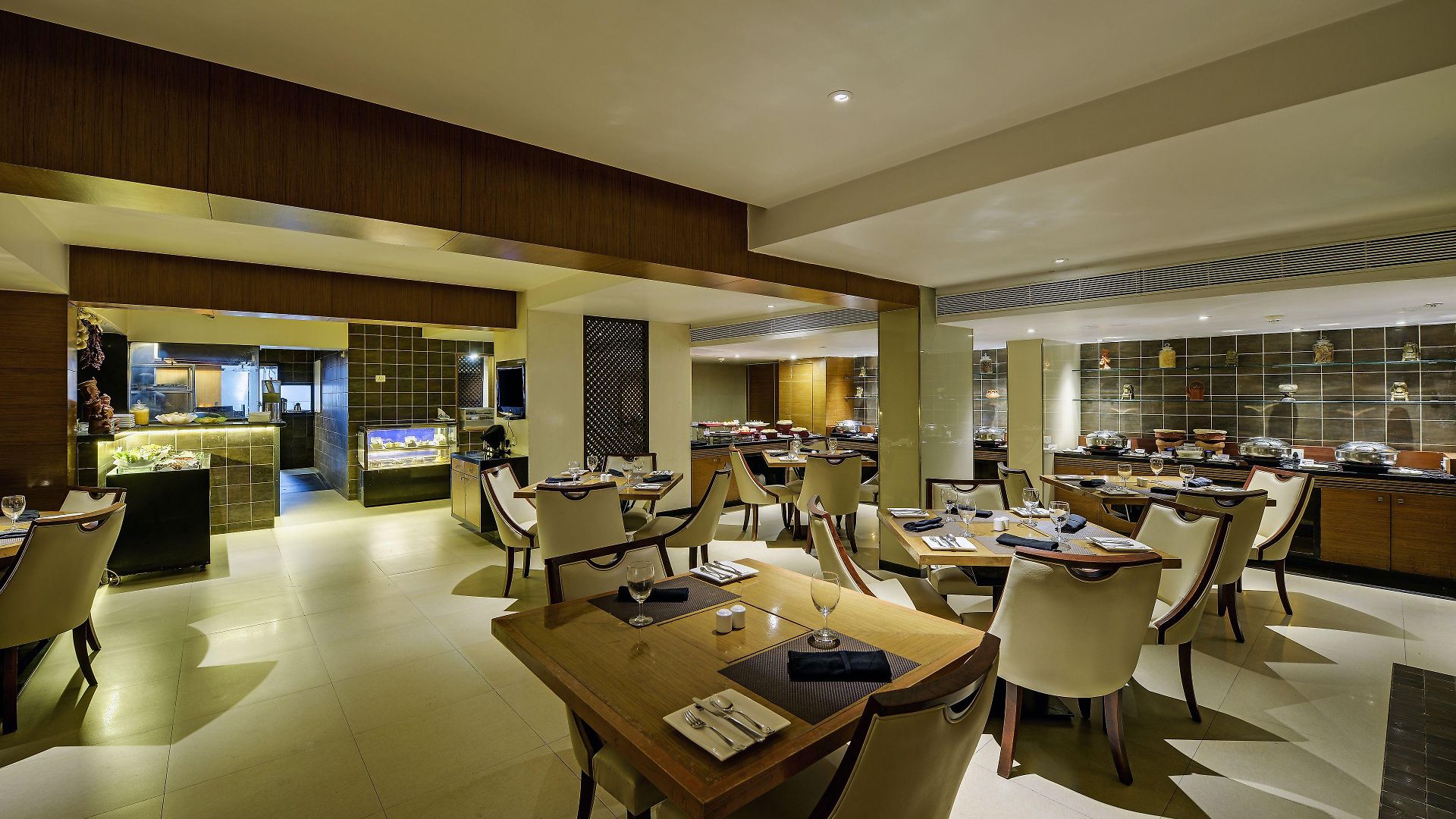 Hotel Ramee Guestline Juhu Mumbai