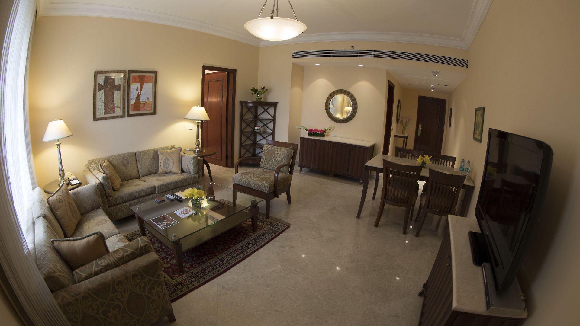 The Lalit 5*