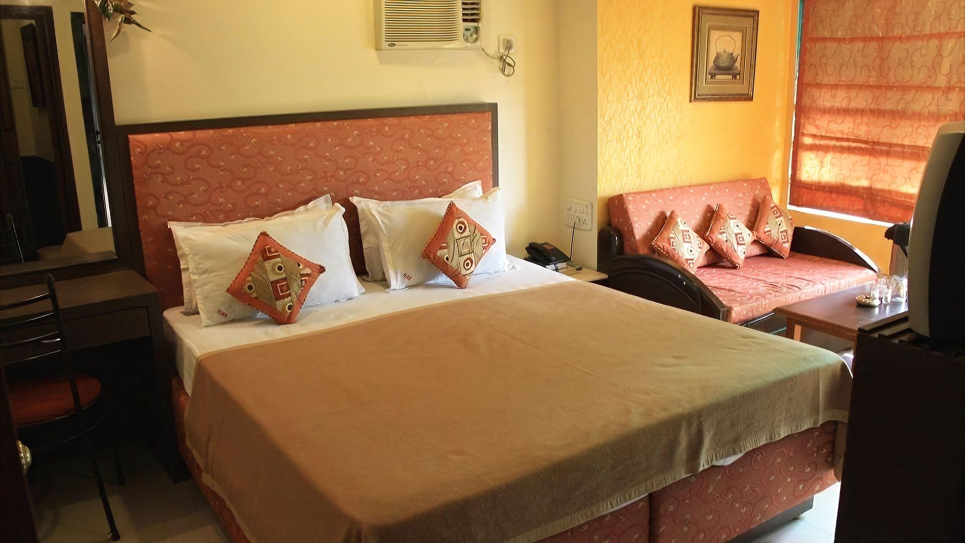 Hotel Fabexpress Highway Residency