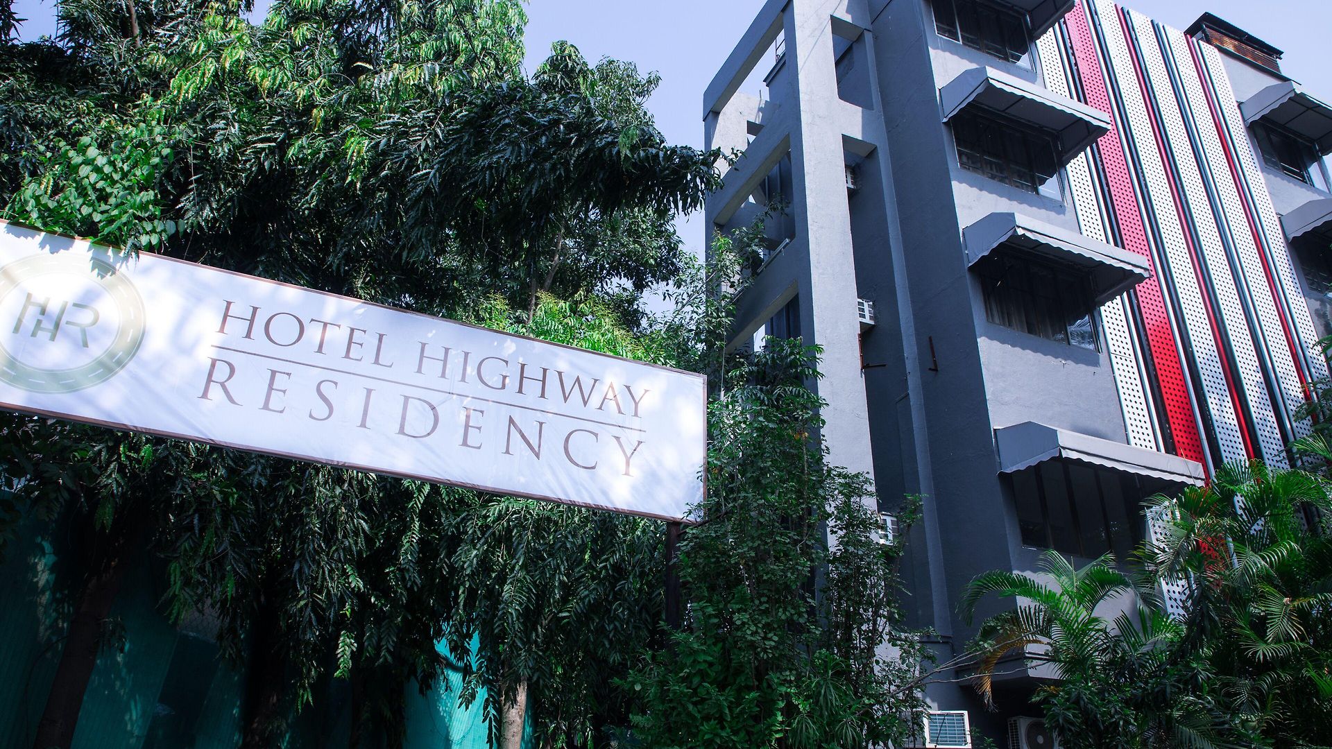 Fabexpress Highway Residency 3*