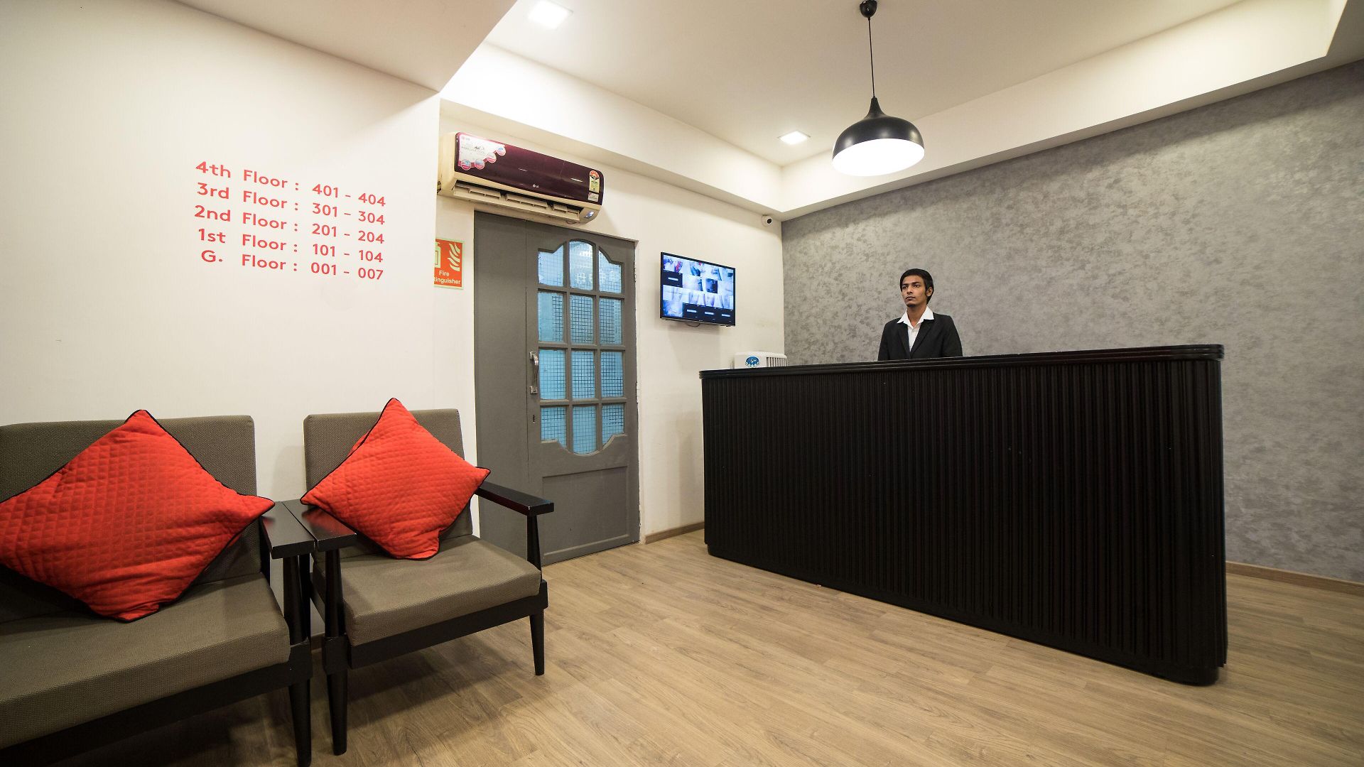 Hotel Fabexpress Highway Residency