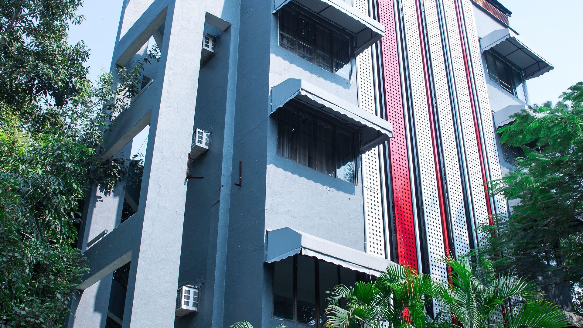 Hotel Fabexpress Highway Residency 3*