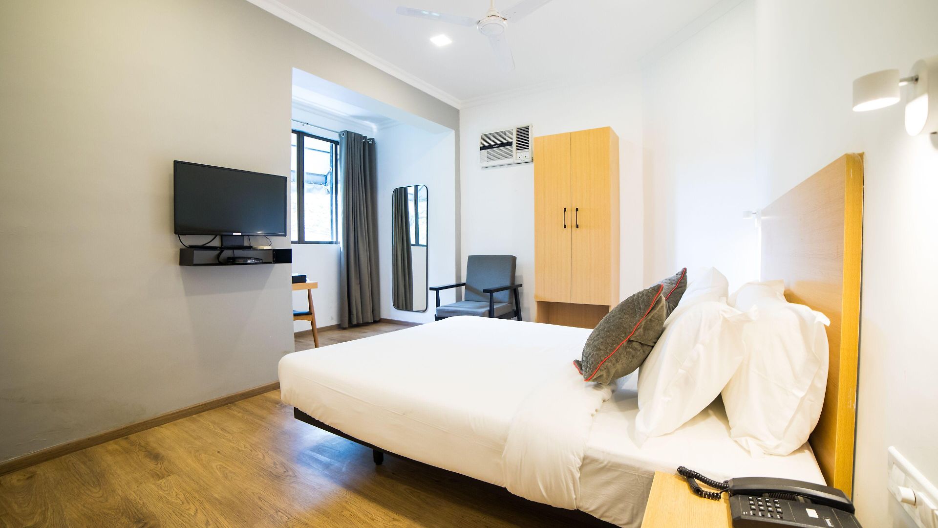 Fabexpress Highway Residency Hotel