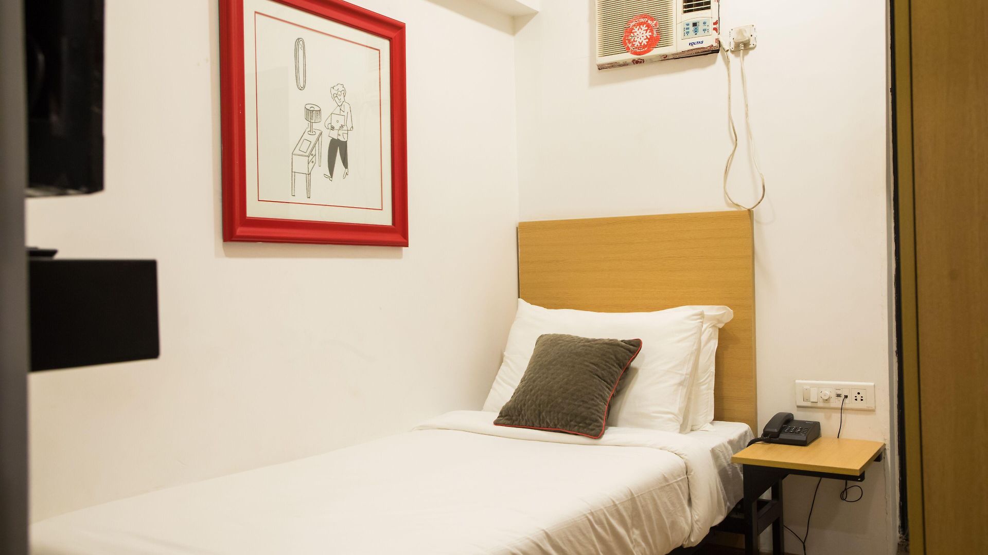 Fabexpress Highway Residency Hotel