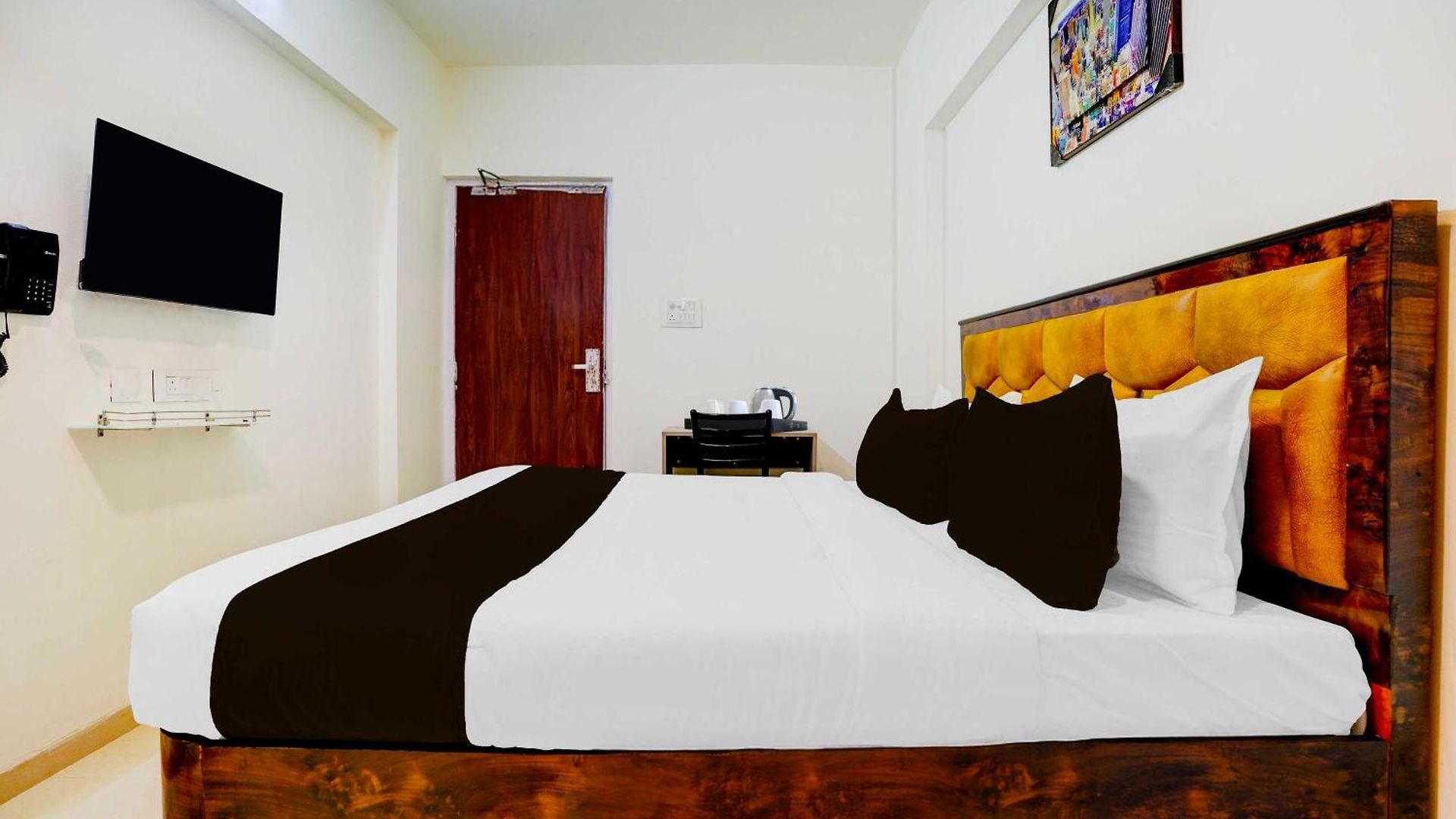 Collection O Vangani Railway Station Chadha Hotel 3*