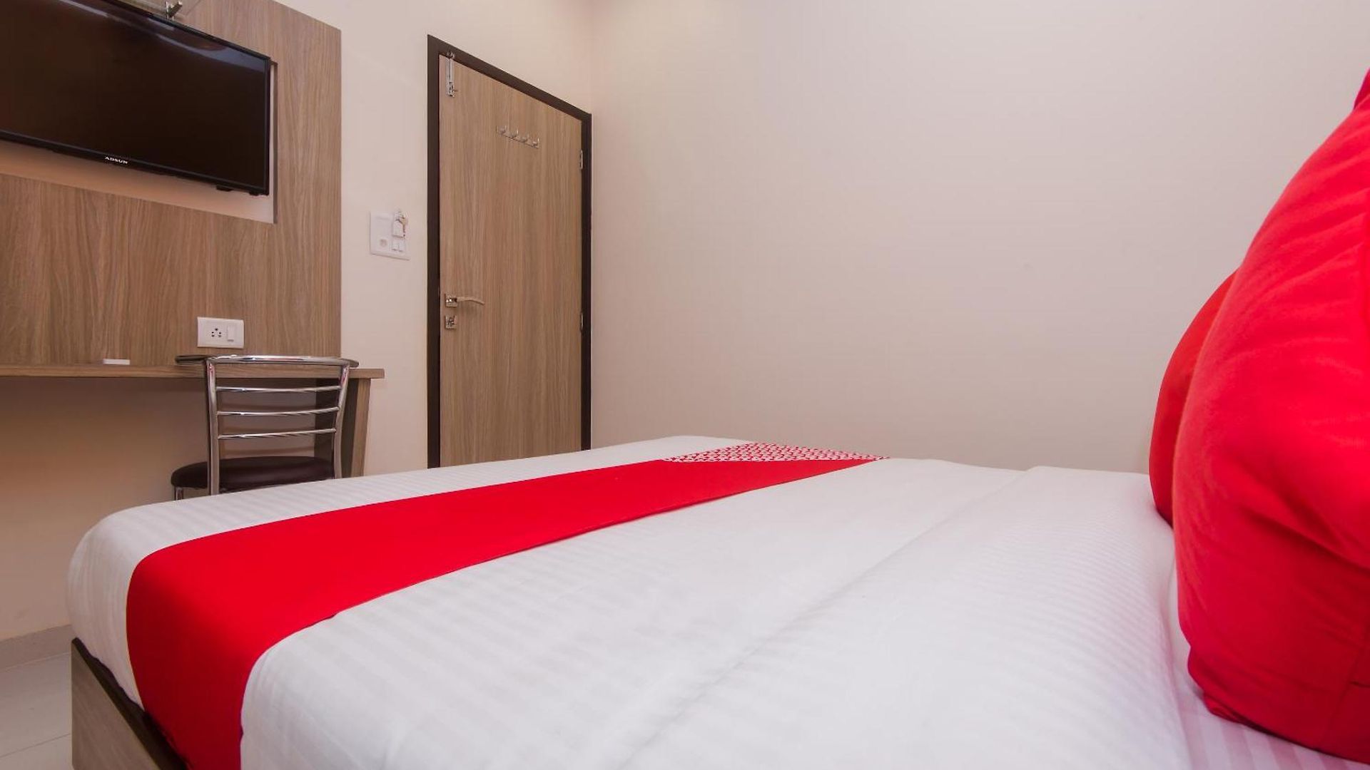 O Golden Arch Hotel