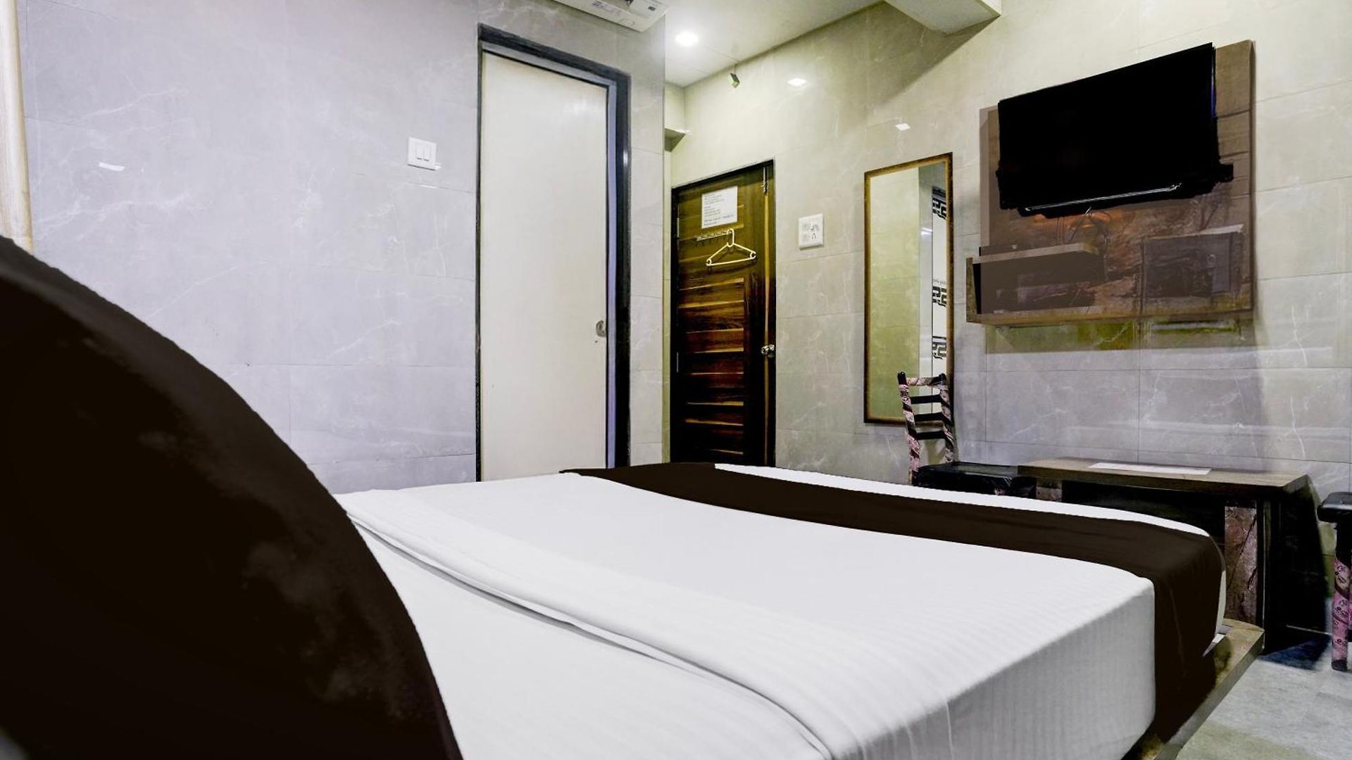 O Balaji Residency