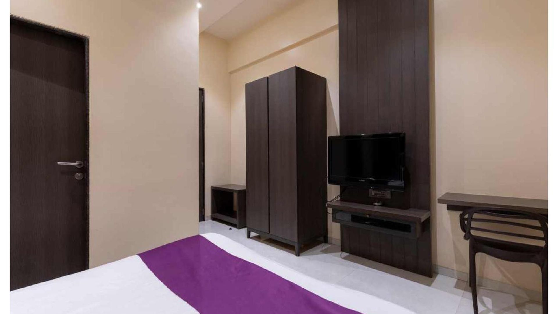 Oyster By Glitz 3*