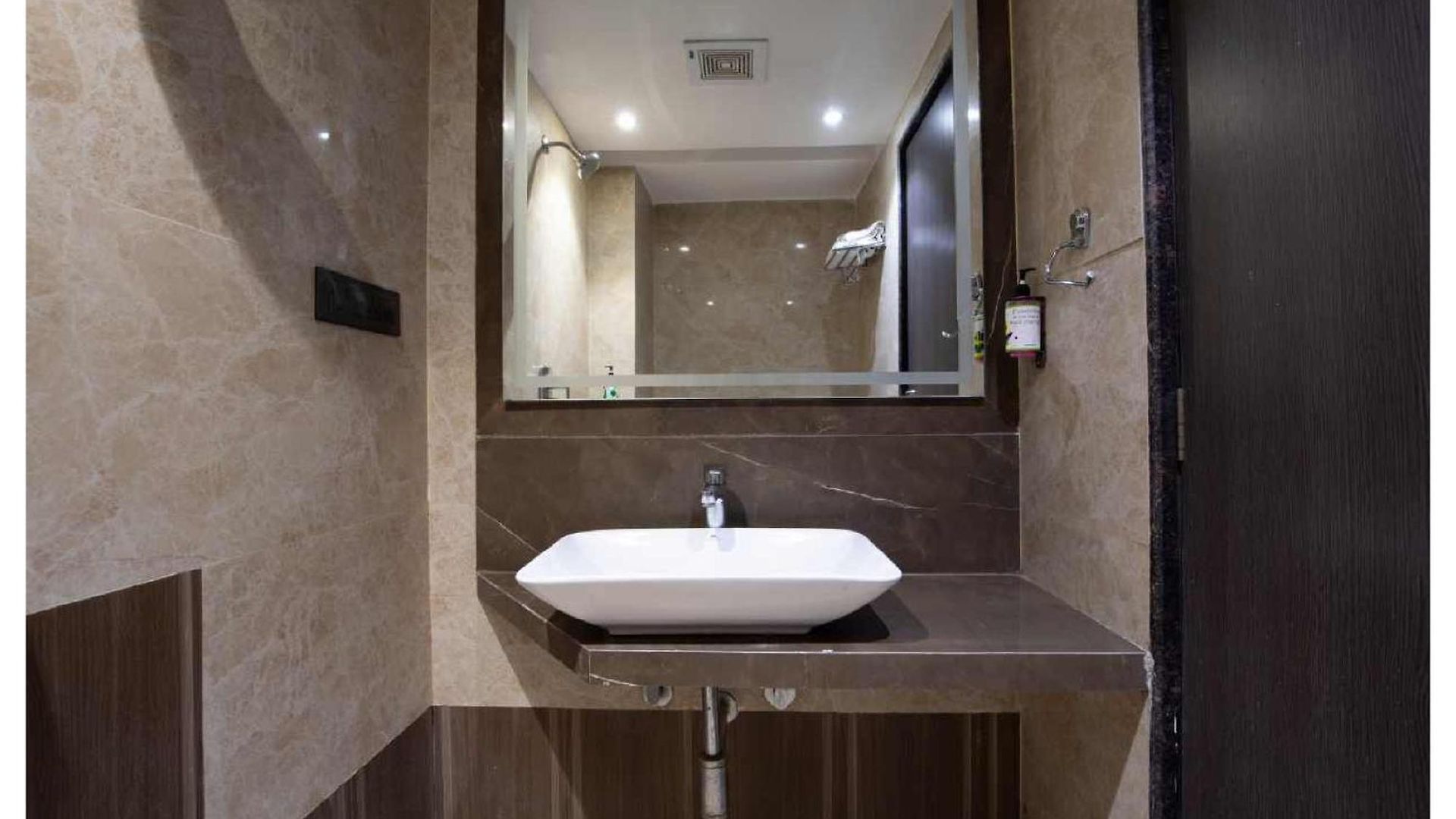 Hotel Oyster By Glitz 3*
