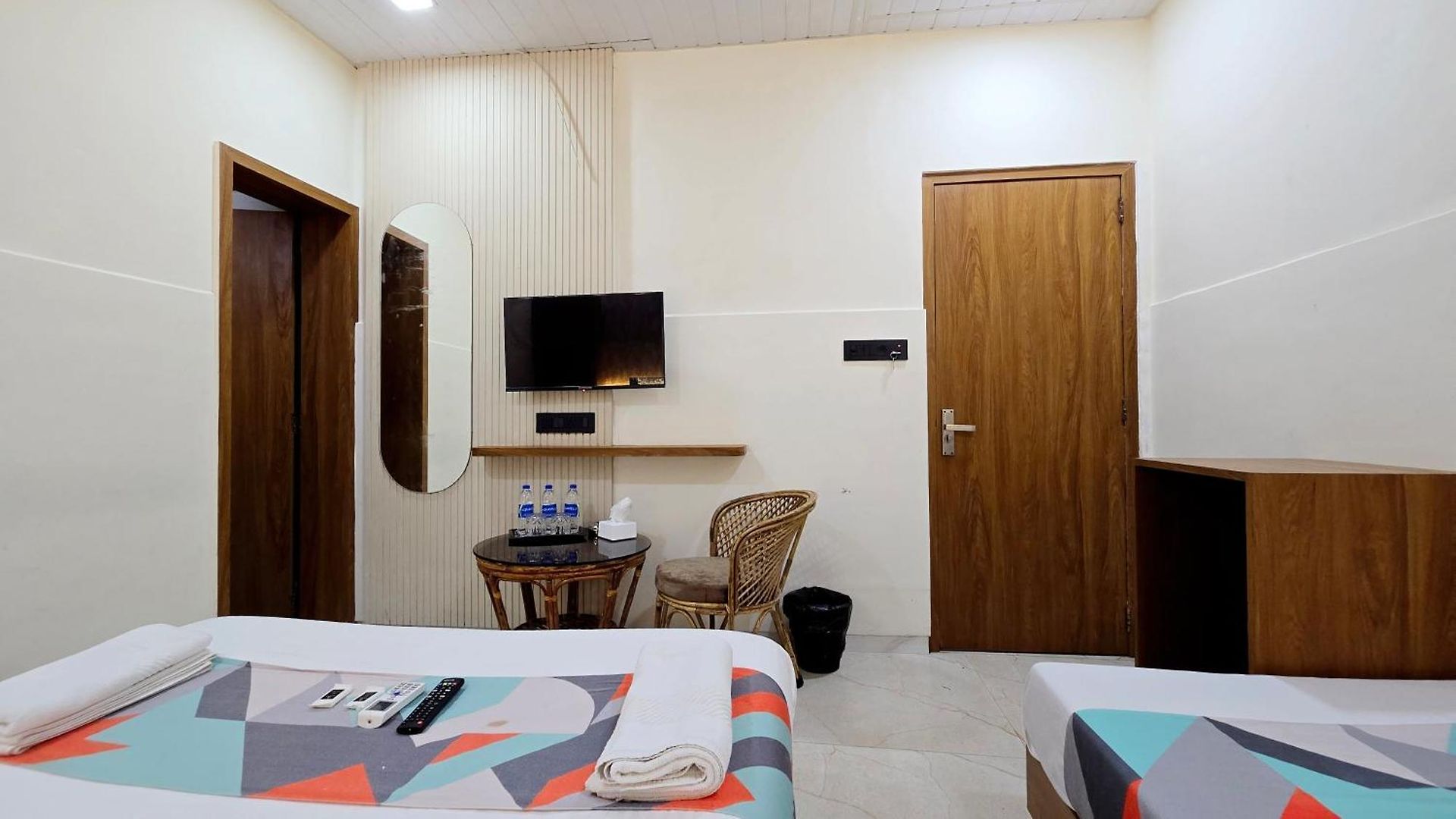 Bliss Executive - Andheri Hotel