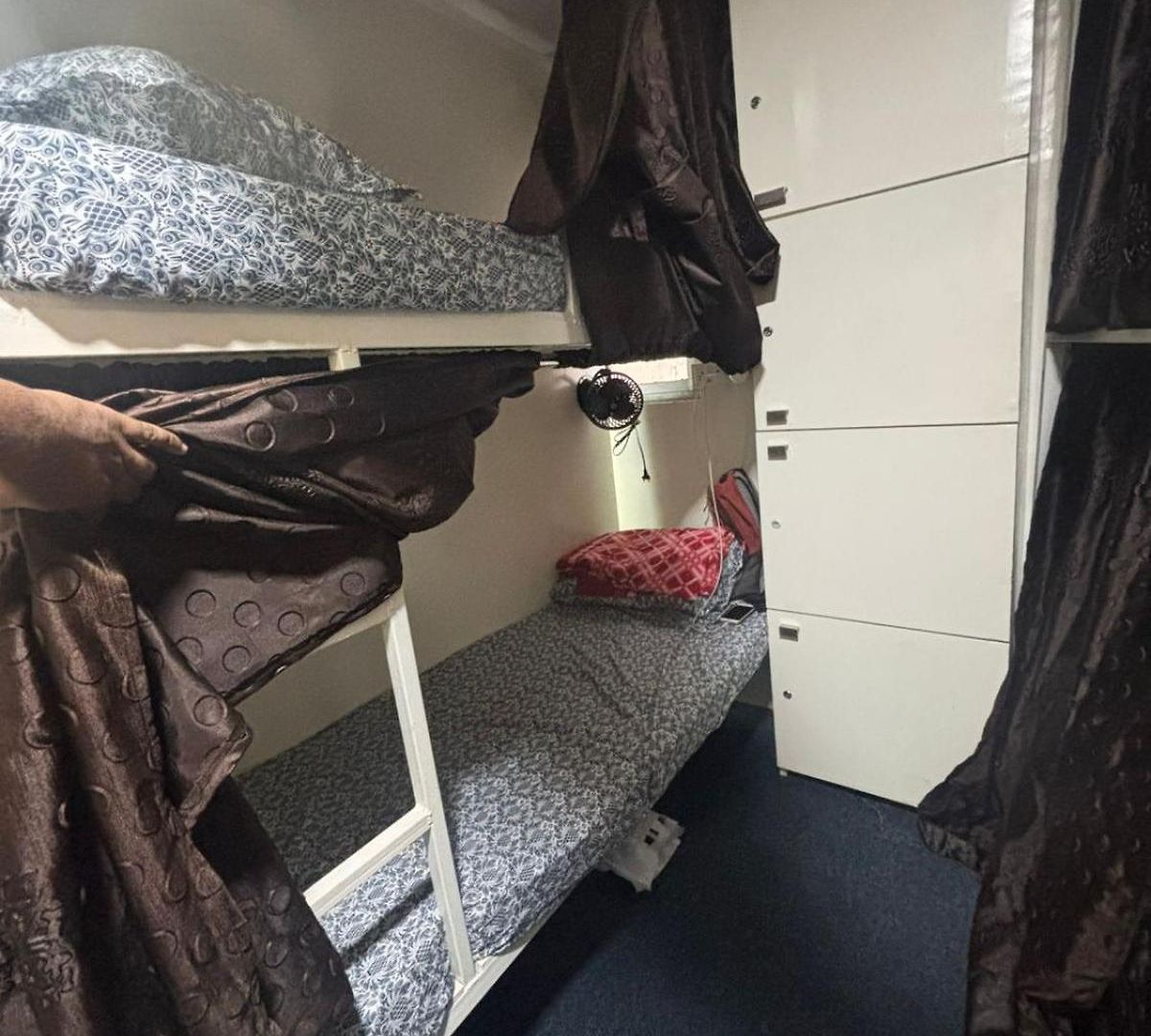 Hostel Kapoor *