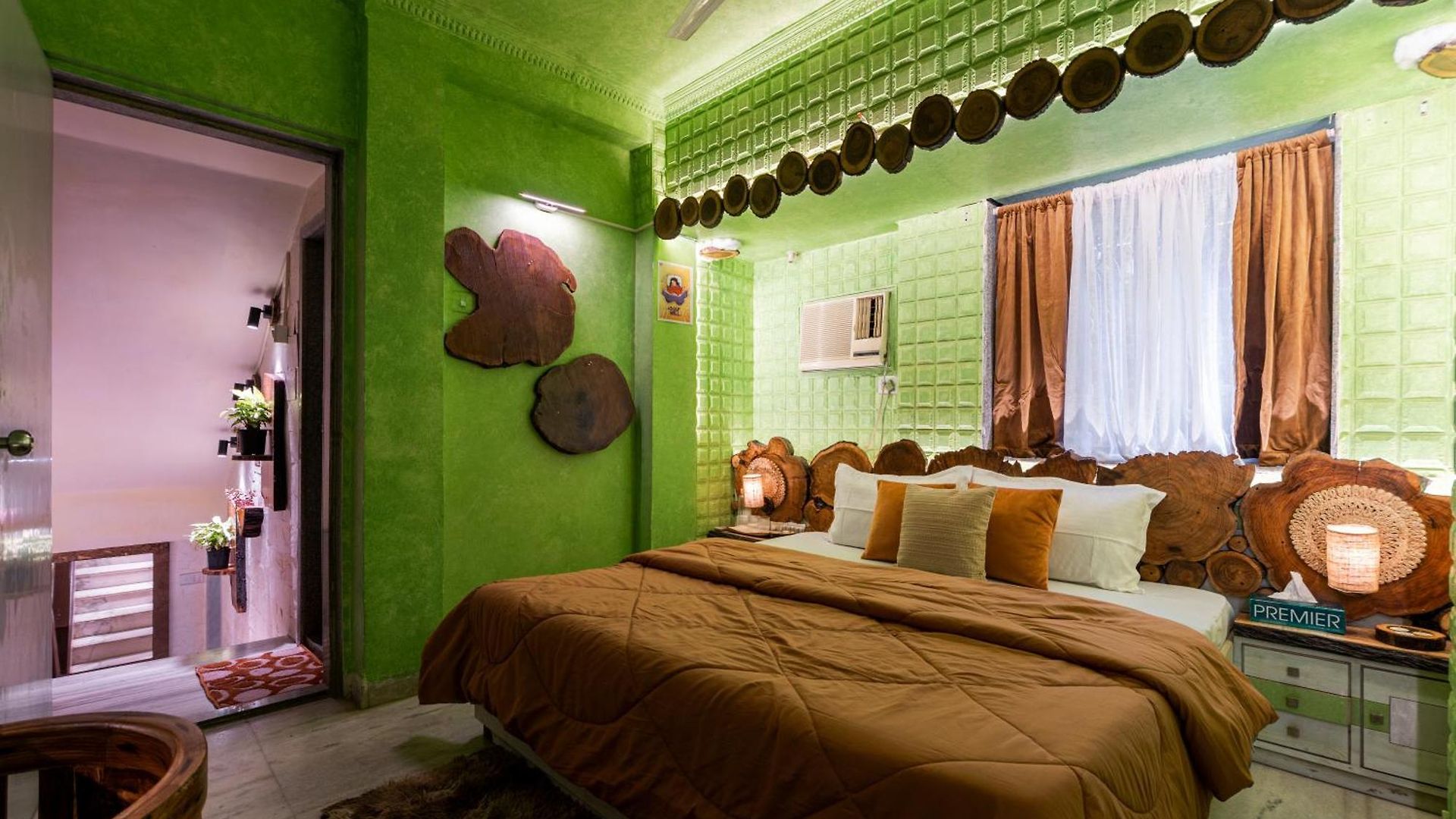Soho Nest 4-bedrooms Spacez Wooden House Villa