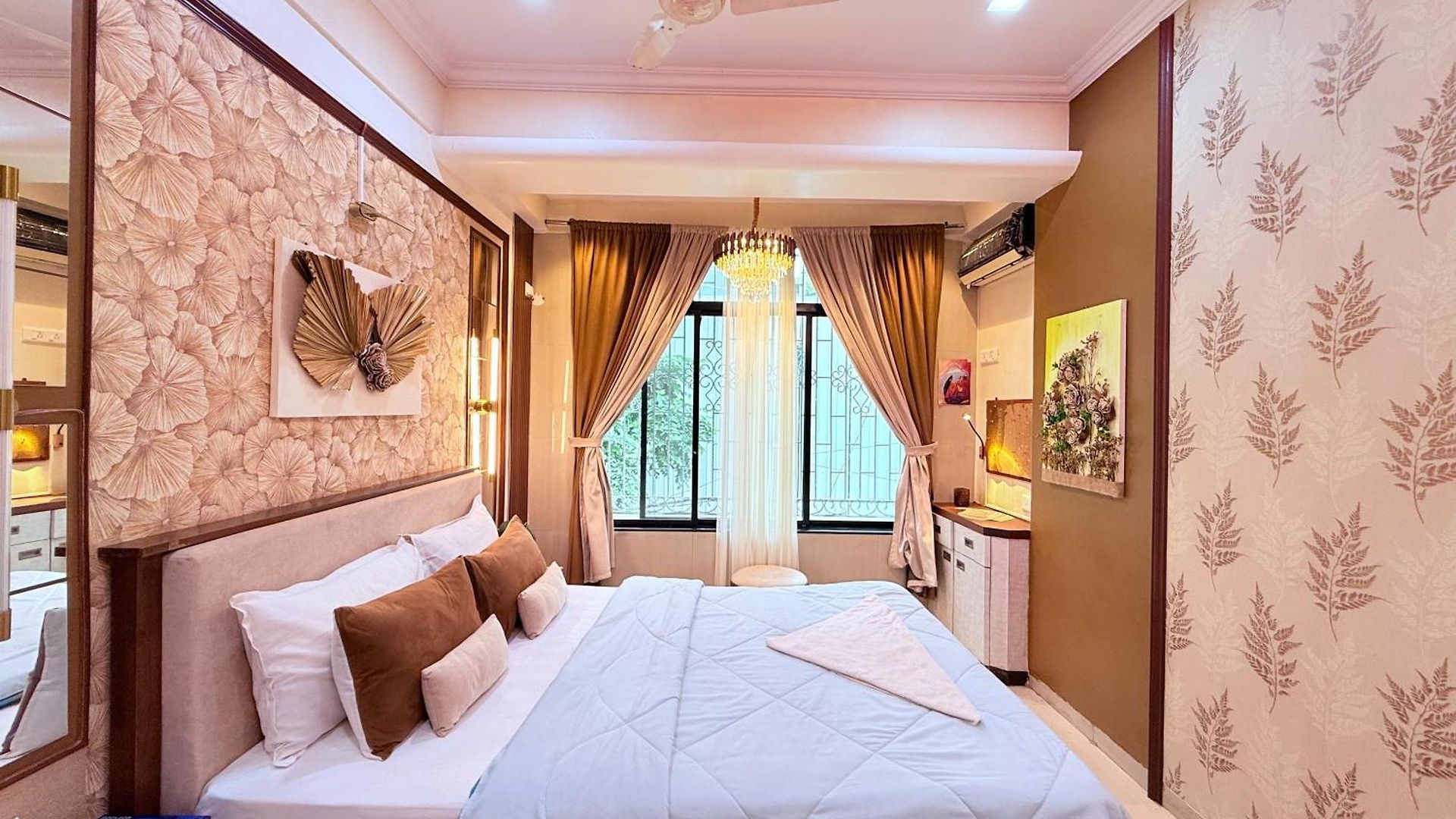 Villa Garden Veil Luxury By Spacez Mumbai