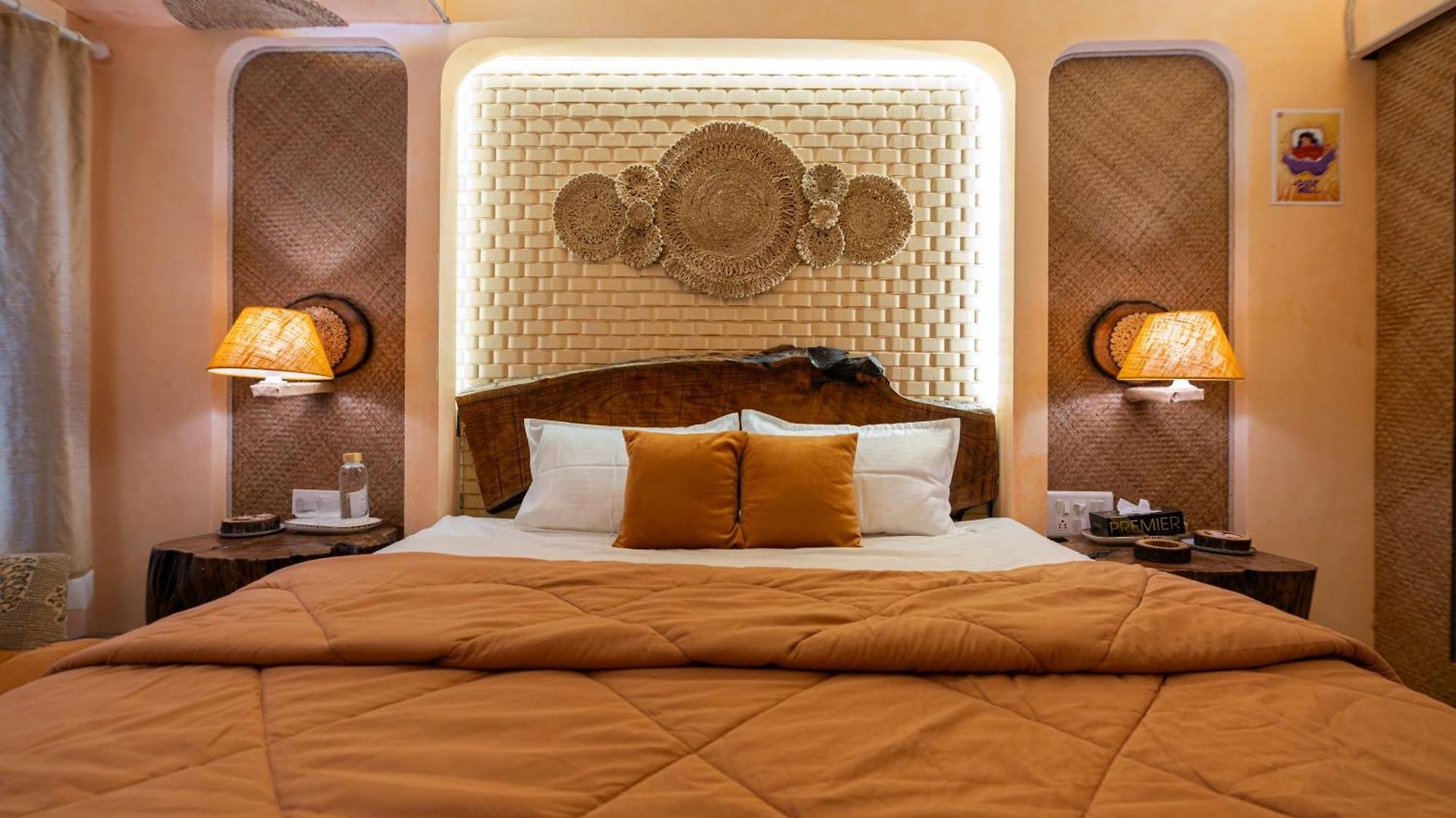 Soho Nest 4-bedrooms Spacez Wooden House Villa