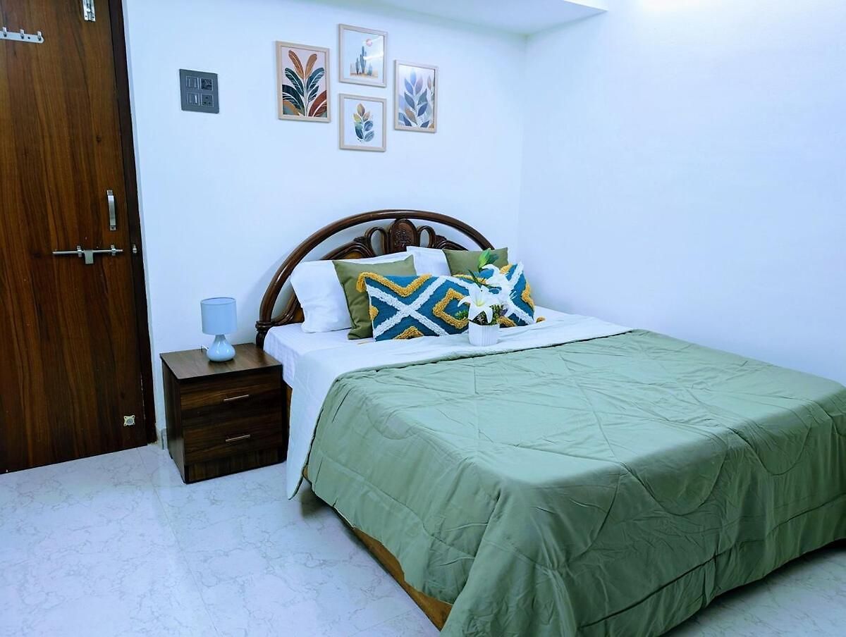 Canopy View 2 Bhk In Powai Apartment *