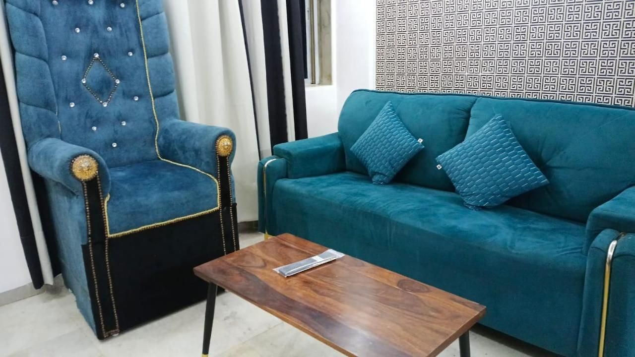 Ivy Nest, Private 1 Bhk In Lokhandwala, Andheri Apartment Mumbai