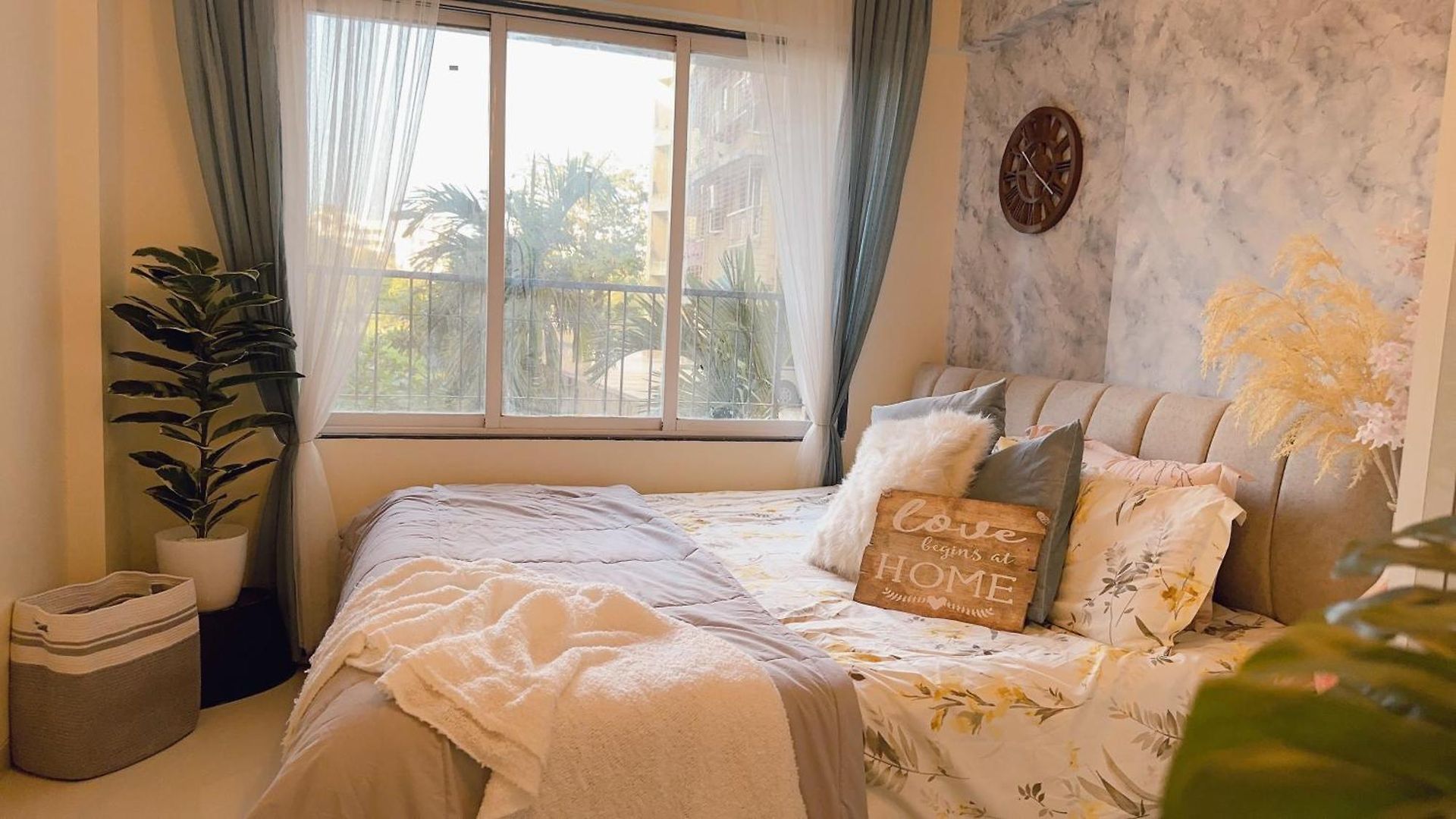 Veera Desai Road Apartment Mumbai