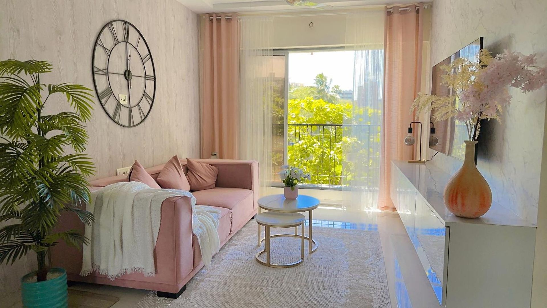 Veera Desai Road Apartment *