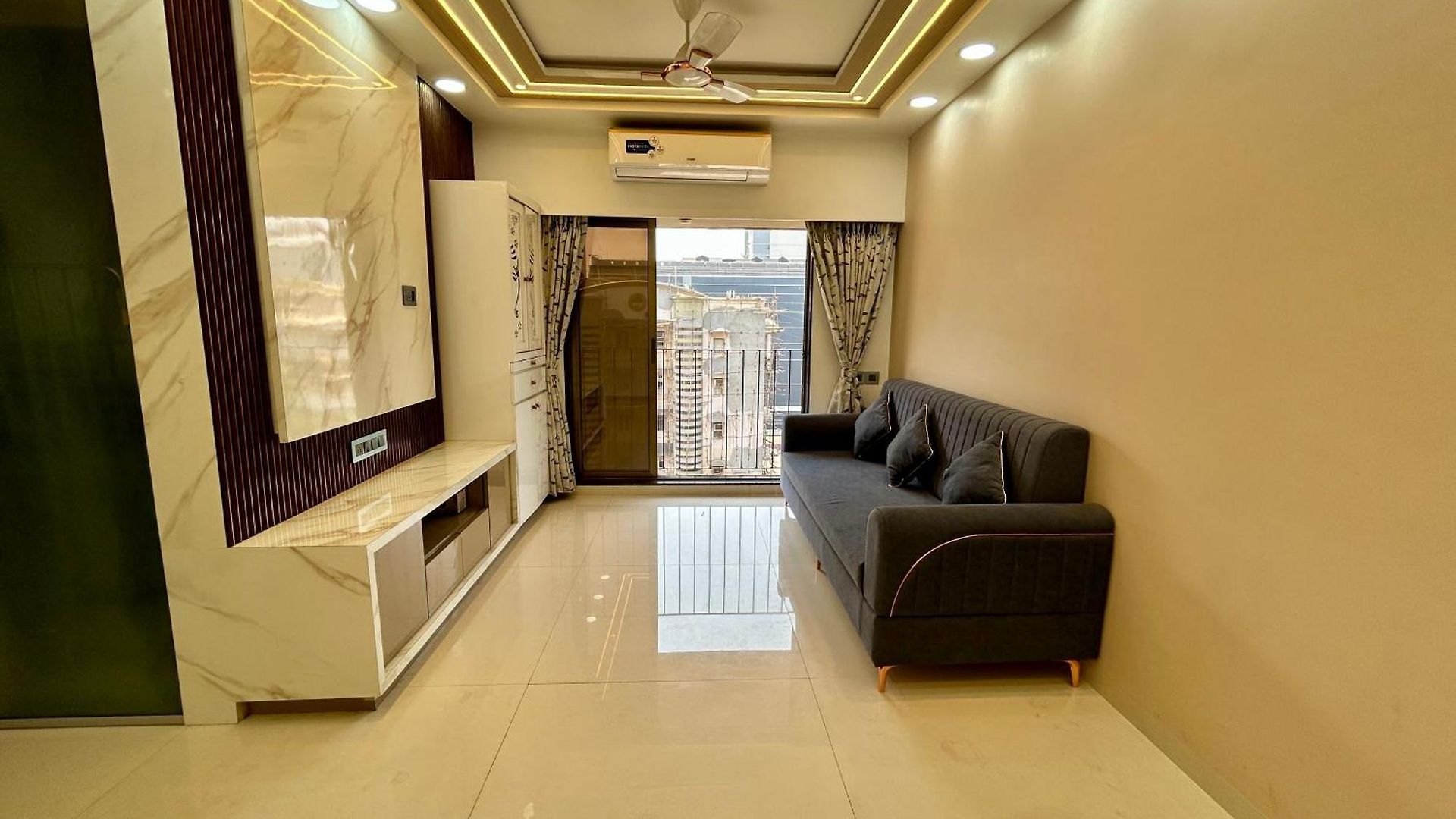 Apartment Zenith Service - Entire 2bhk Near Airport And Iit Powai *