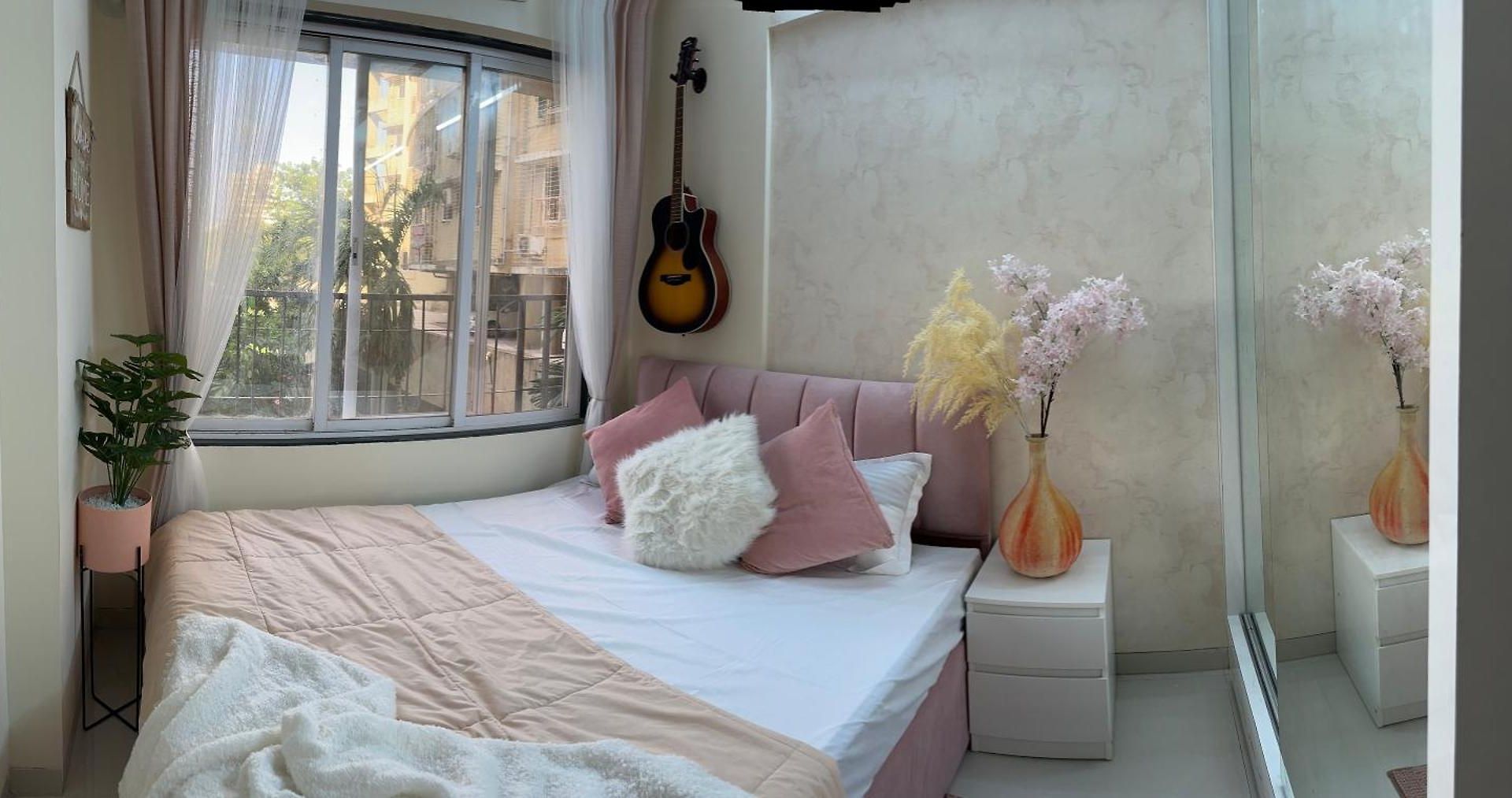 Apartment Veera Desai Road