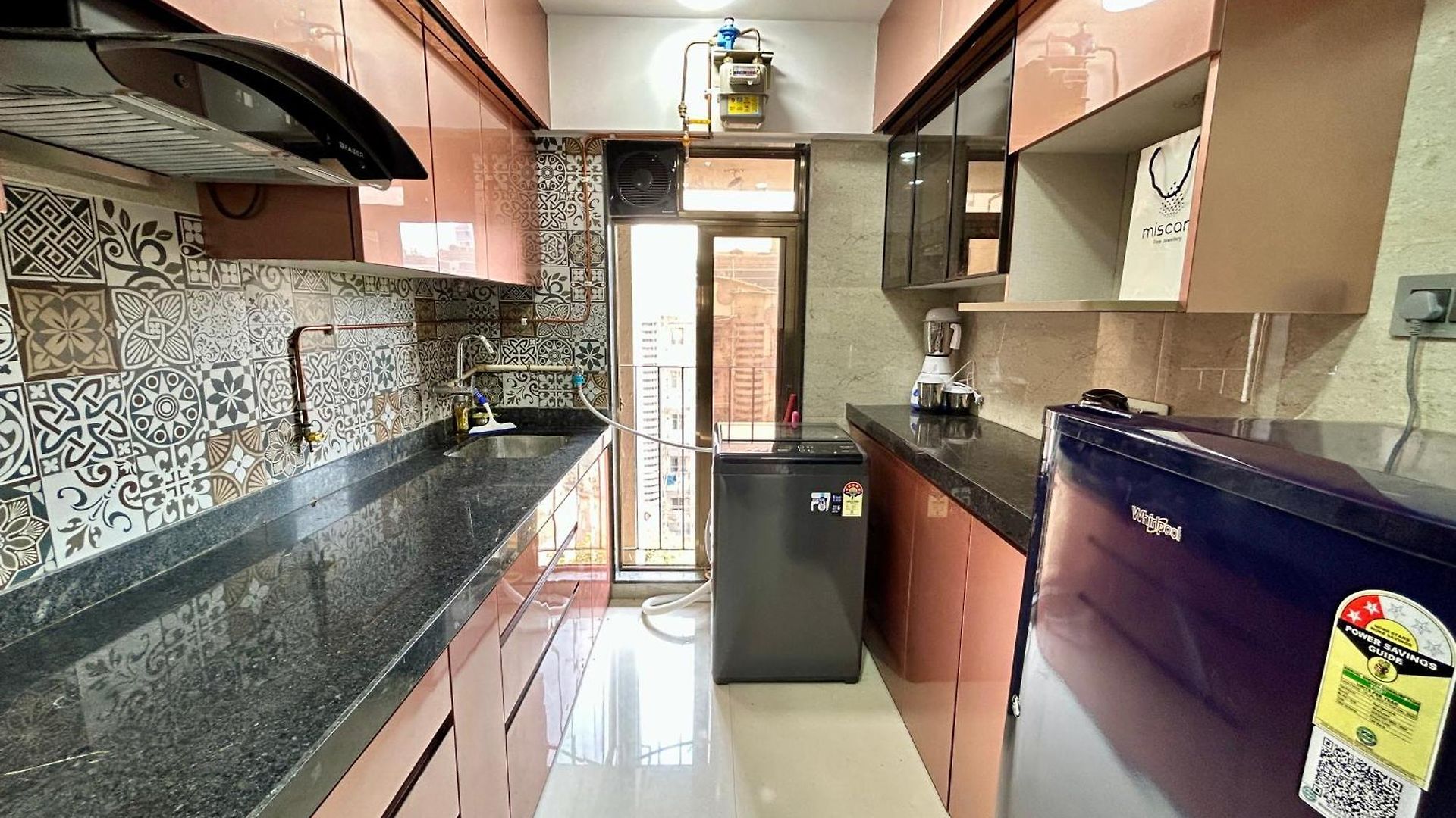 Zenith Service - Entire 2bhk Near Airport And Iit Powai Apartment *