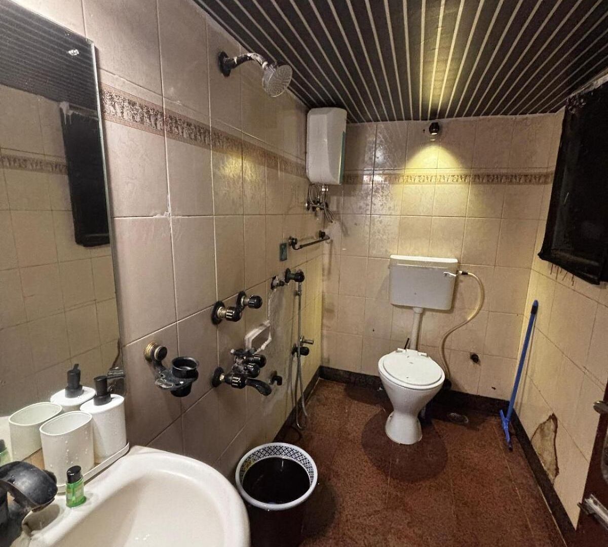 Ivy Nest, Private 1 Bhk In Lokhandwala, Andheri Apartment *