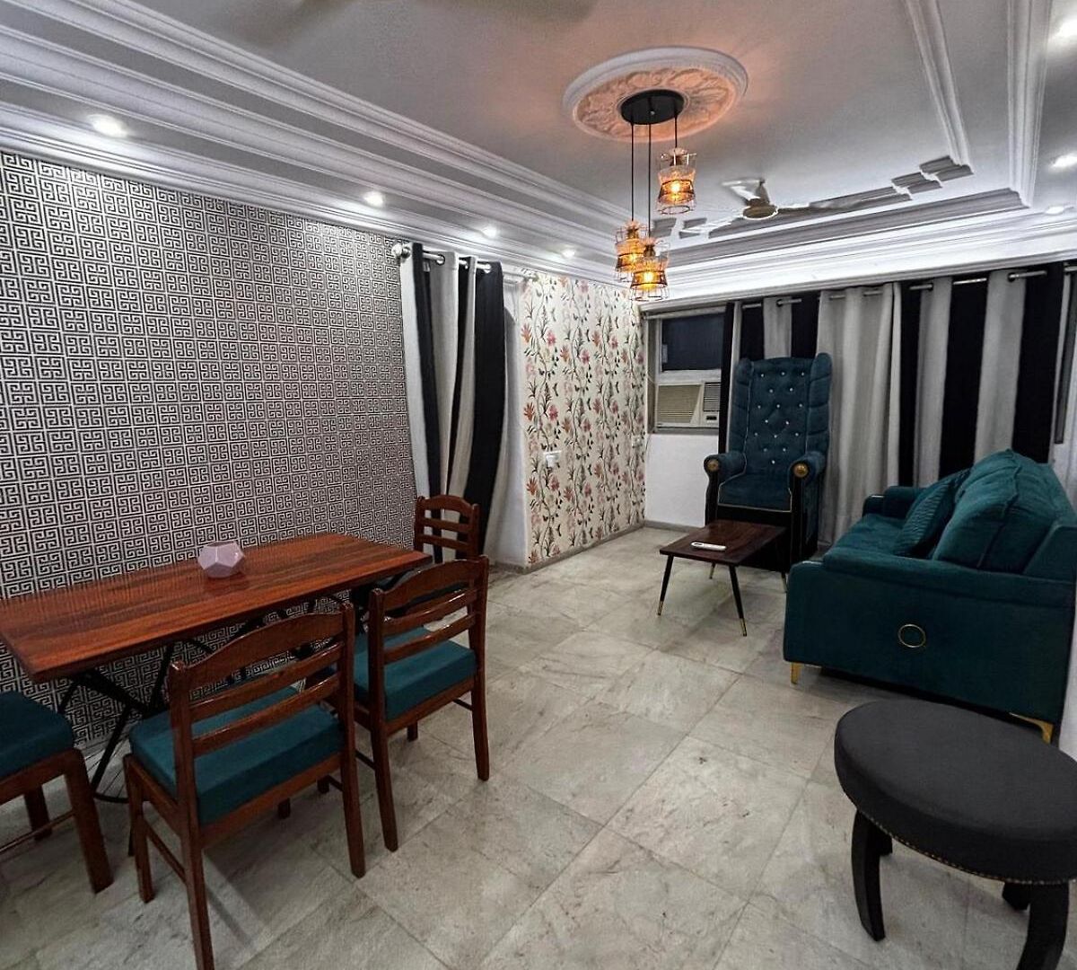 Ivy Nest, Private 1 Bhk In Lokhandwala, Andheri Apartment *
