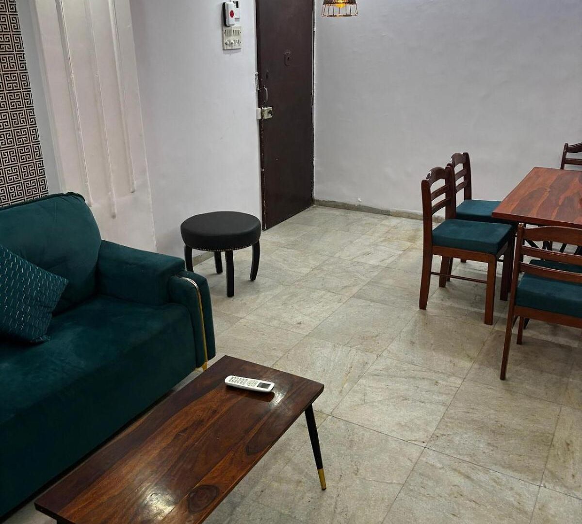Ivy Nest, Private 1 Bhk In Lokhandwala, Andheri *