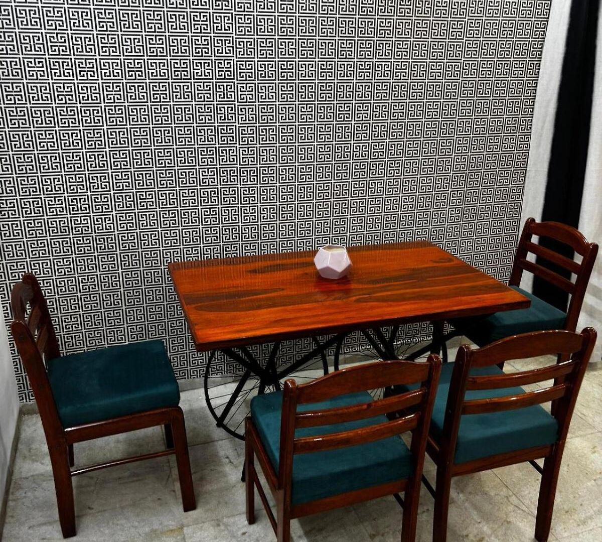 Ivy Nest, Private 1 Bhk In Lokhandwala, Andheri