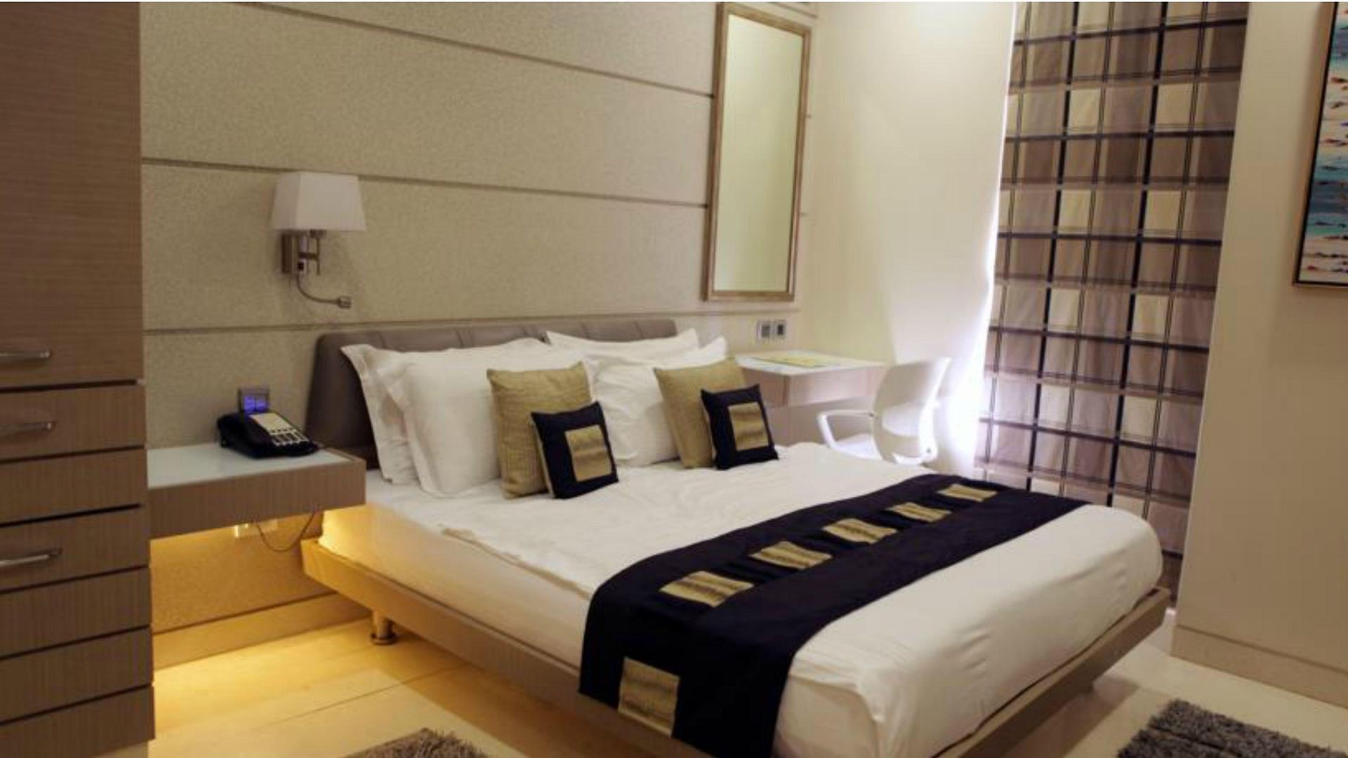 Residency Hotel 3*