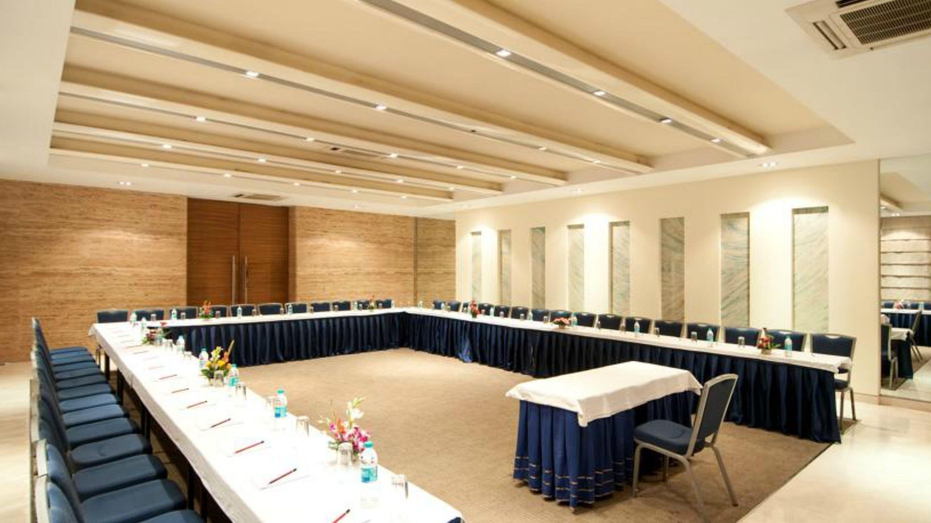 Residency Andheri Hotel 3*