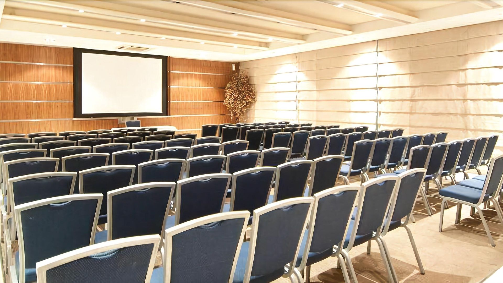 Residency Andheri Hotel 3*