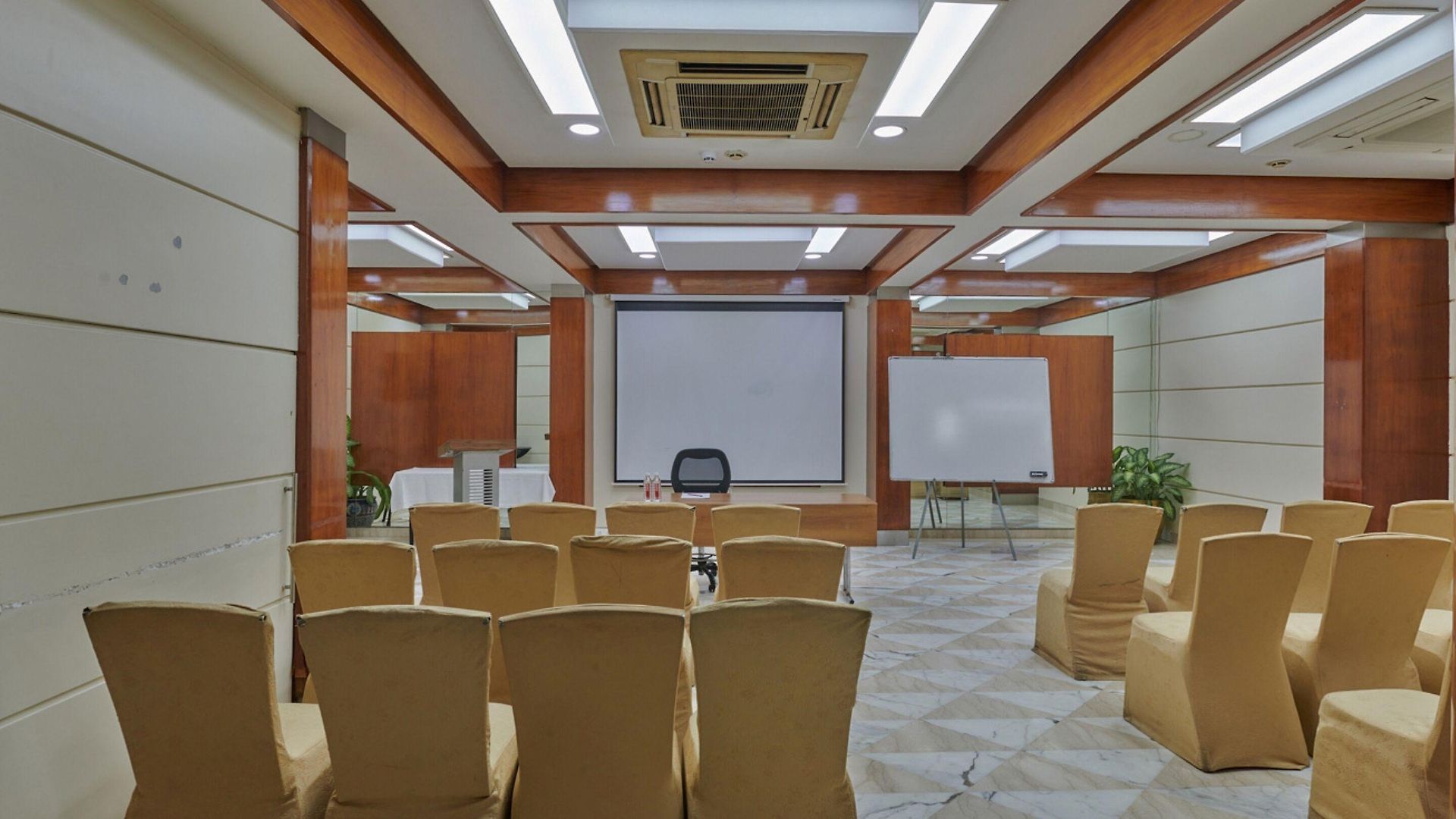 Residency Andheri Hotel