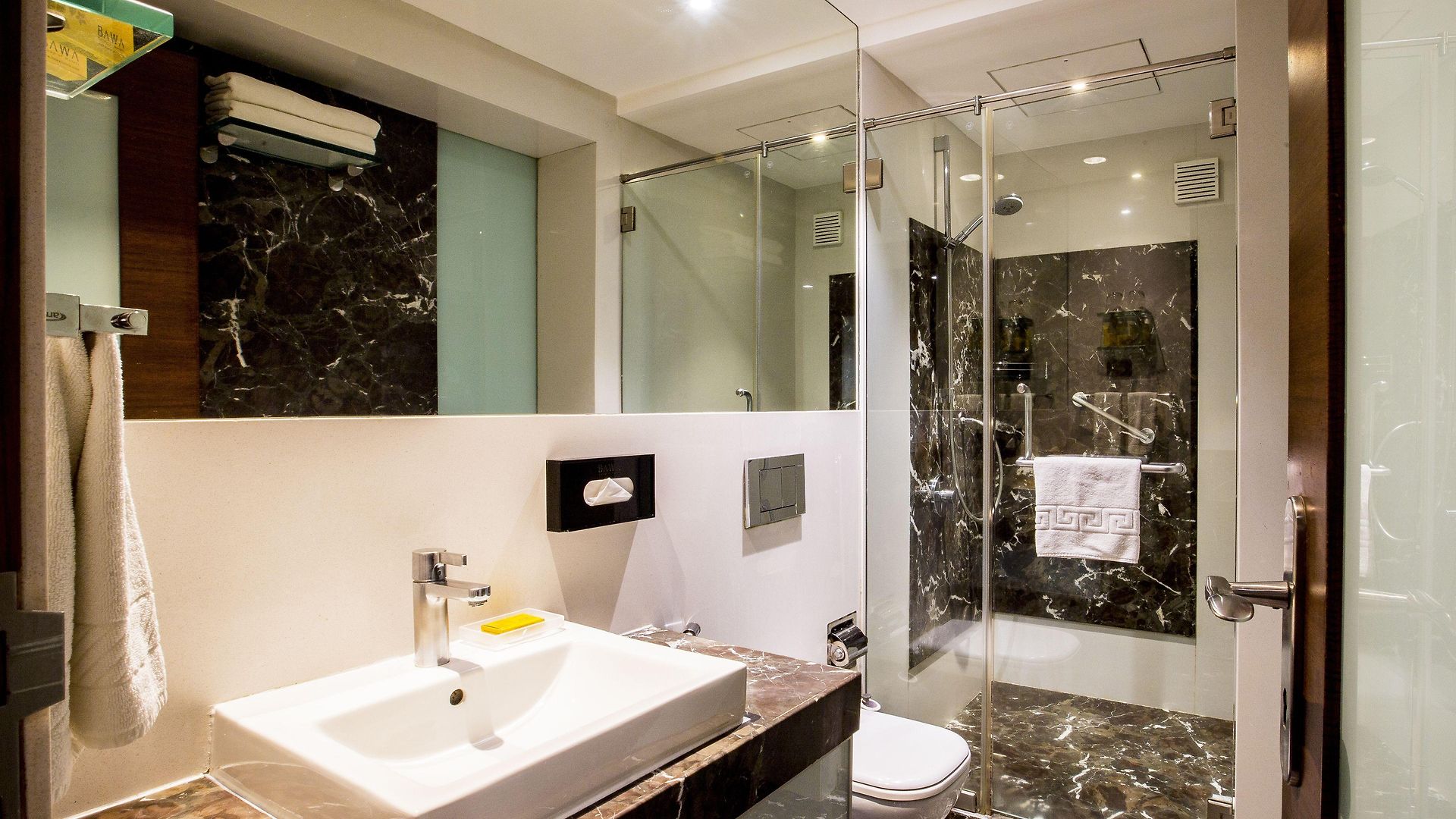 Bawa Continental 3*