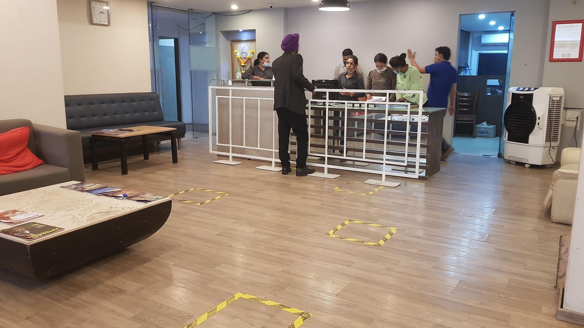 Unicontinental 2* Mumbai