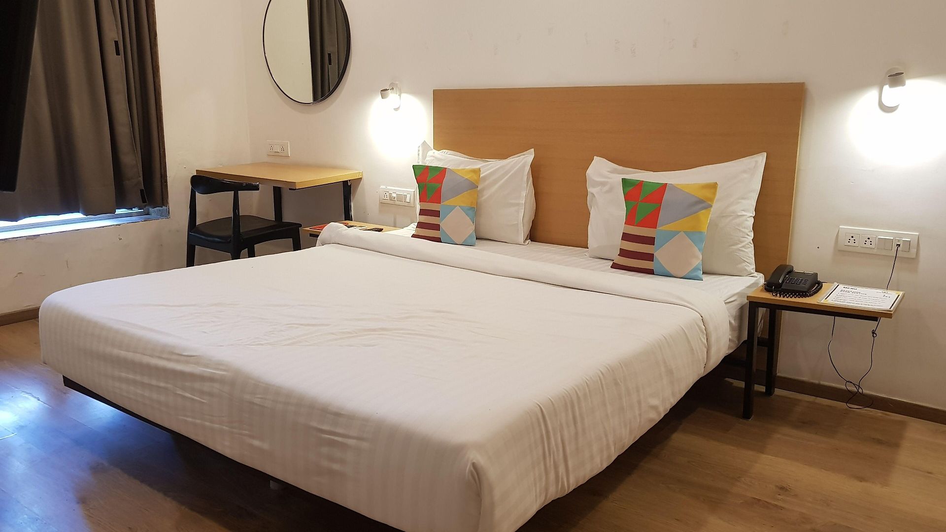 Unicontinental Hotel 2*
