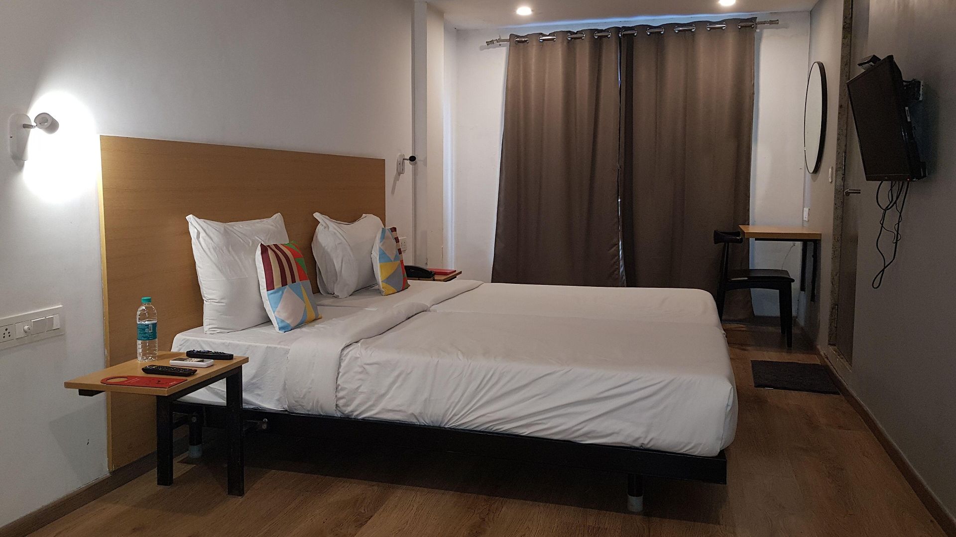 Unicontinental Hotel