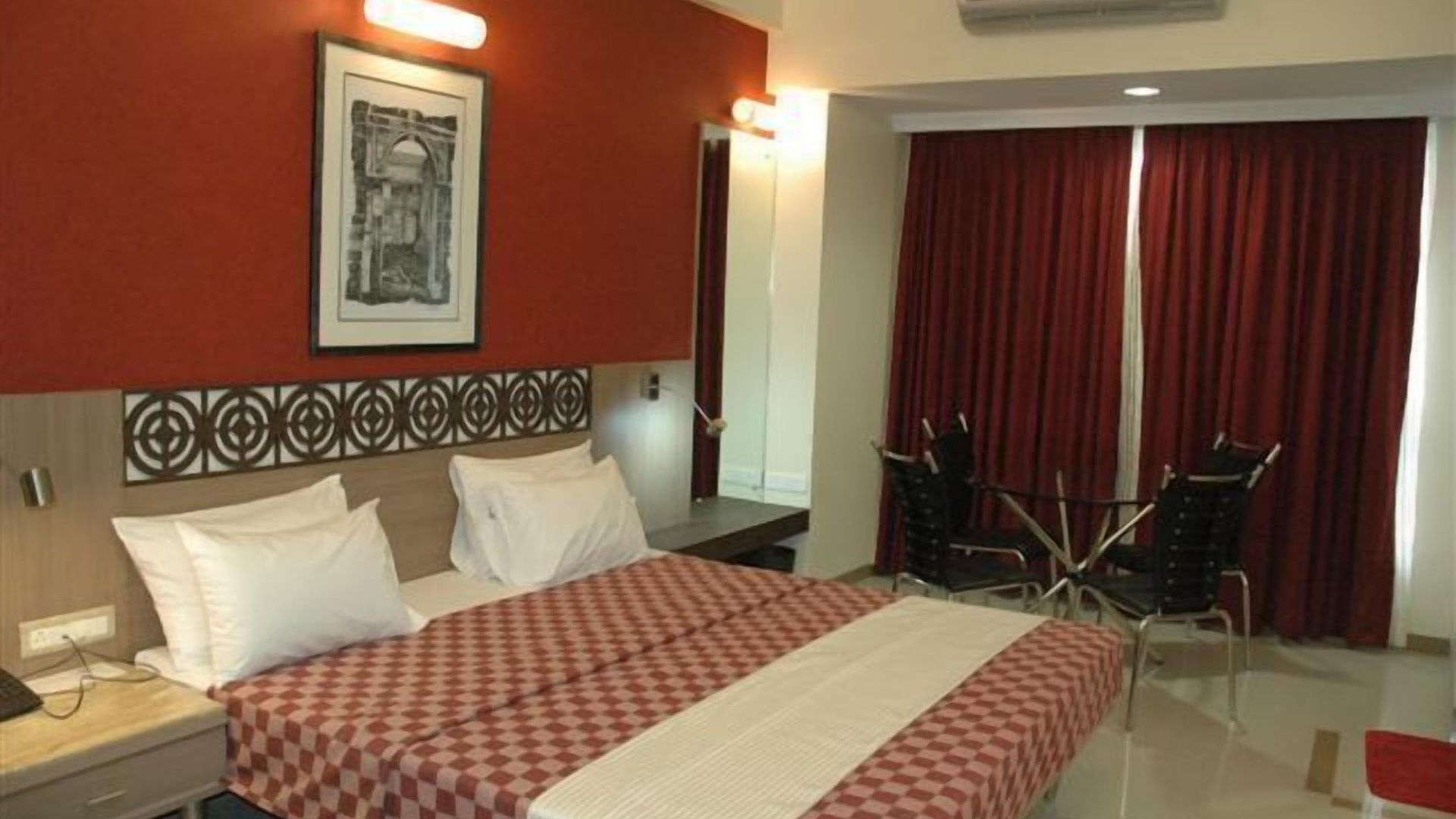 Unicontinental 2* Mumbai