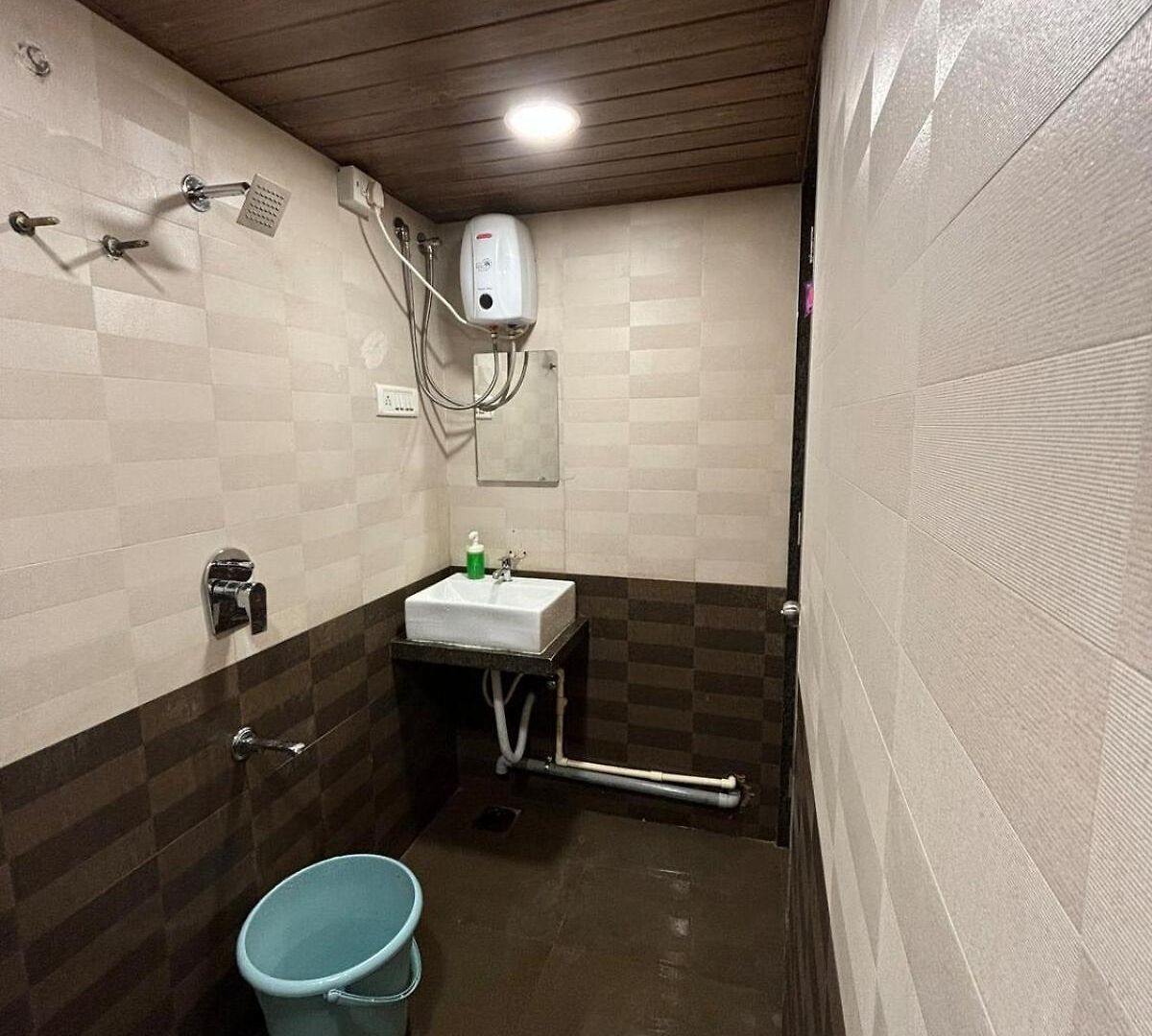 Apartment Sea-front 1-bhk At Carterroad Mumbai