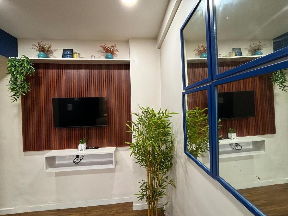 Sea-front 1-bhk At Carterroad Mumbai